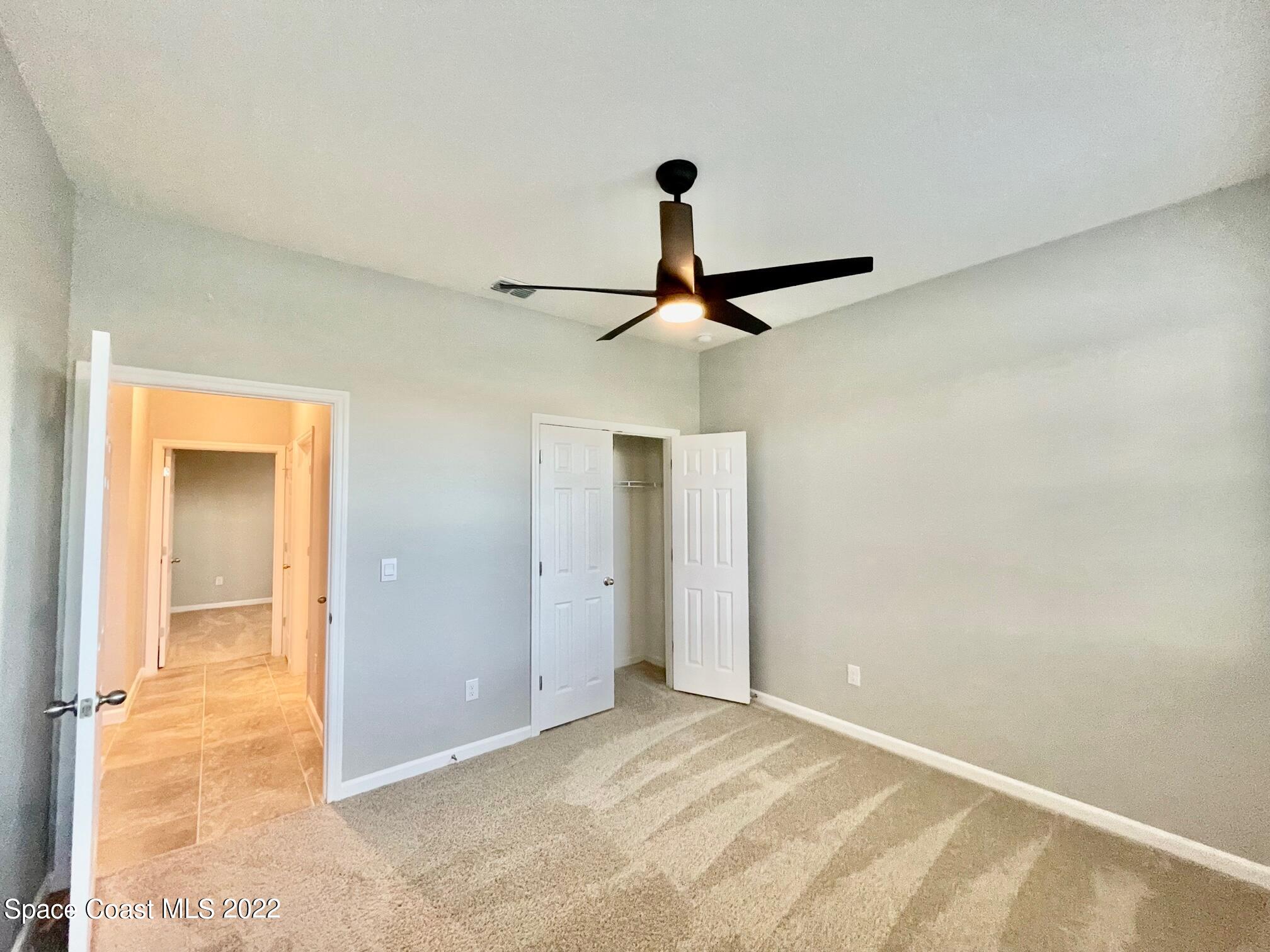 644 Old Country SE
