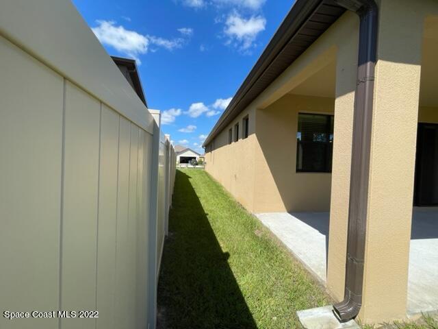 644 Old Country SE