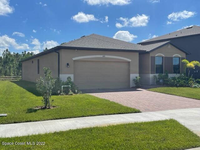 644 Old Country SE