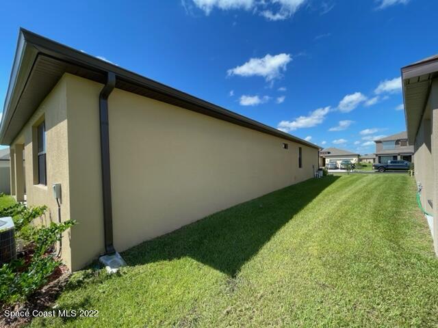 644 Old Country SE