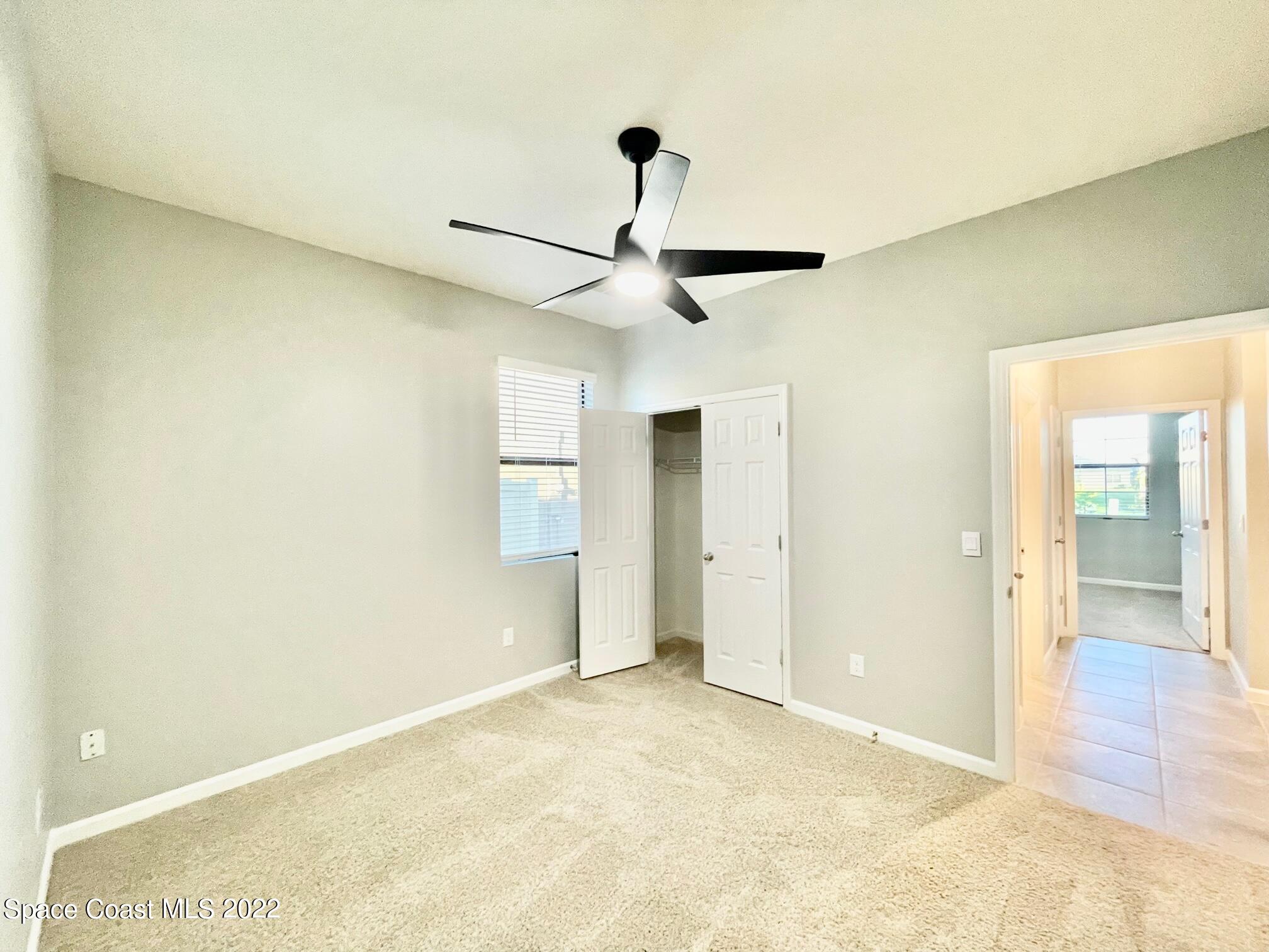 644 Old Country SE