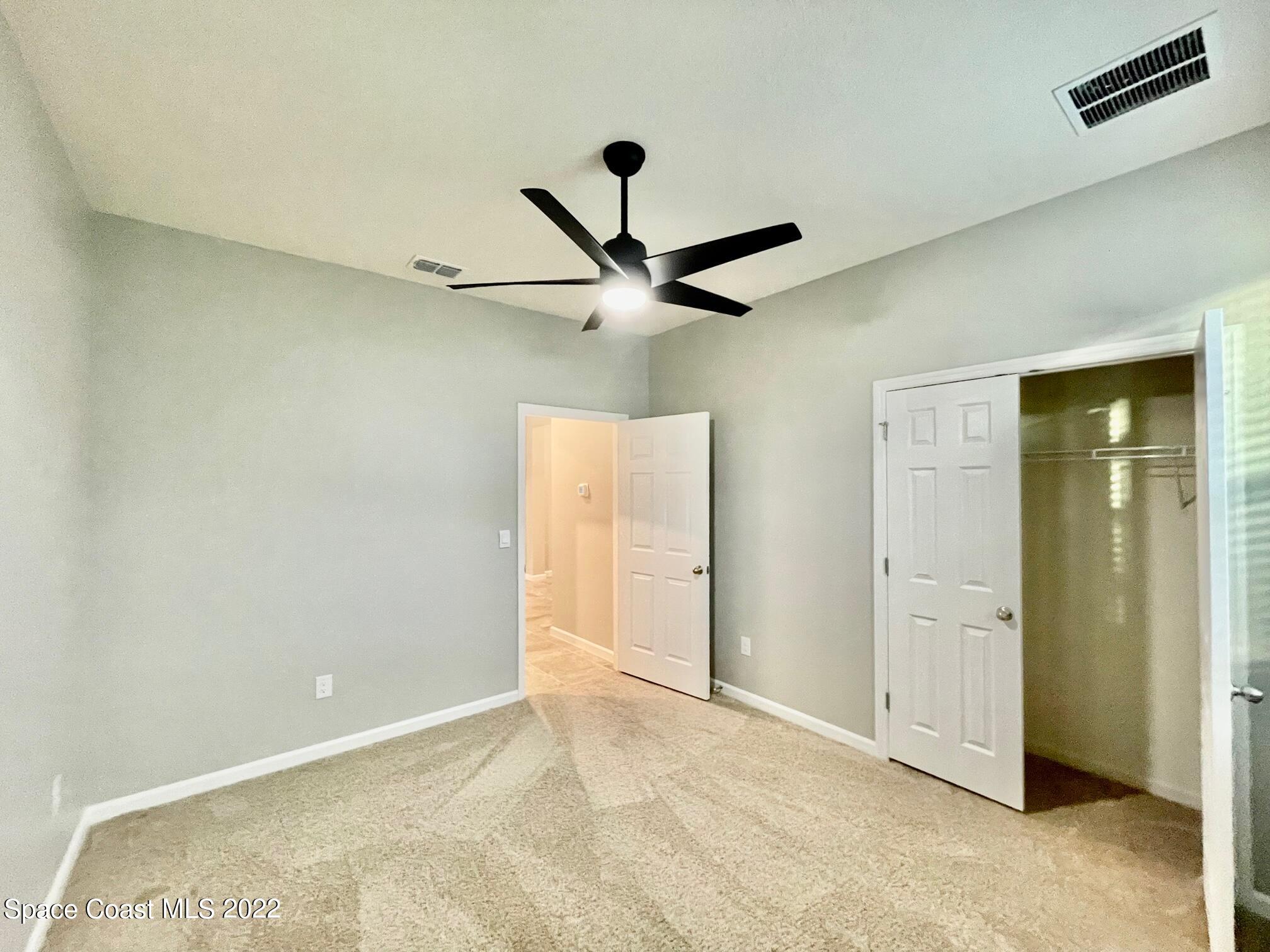 644 Old Country SE