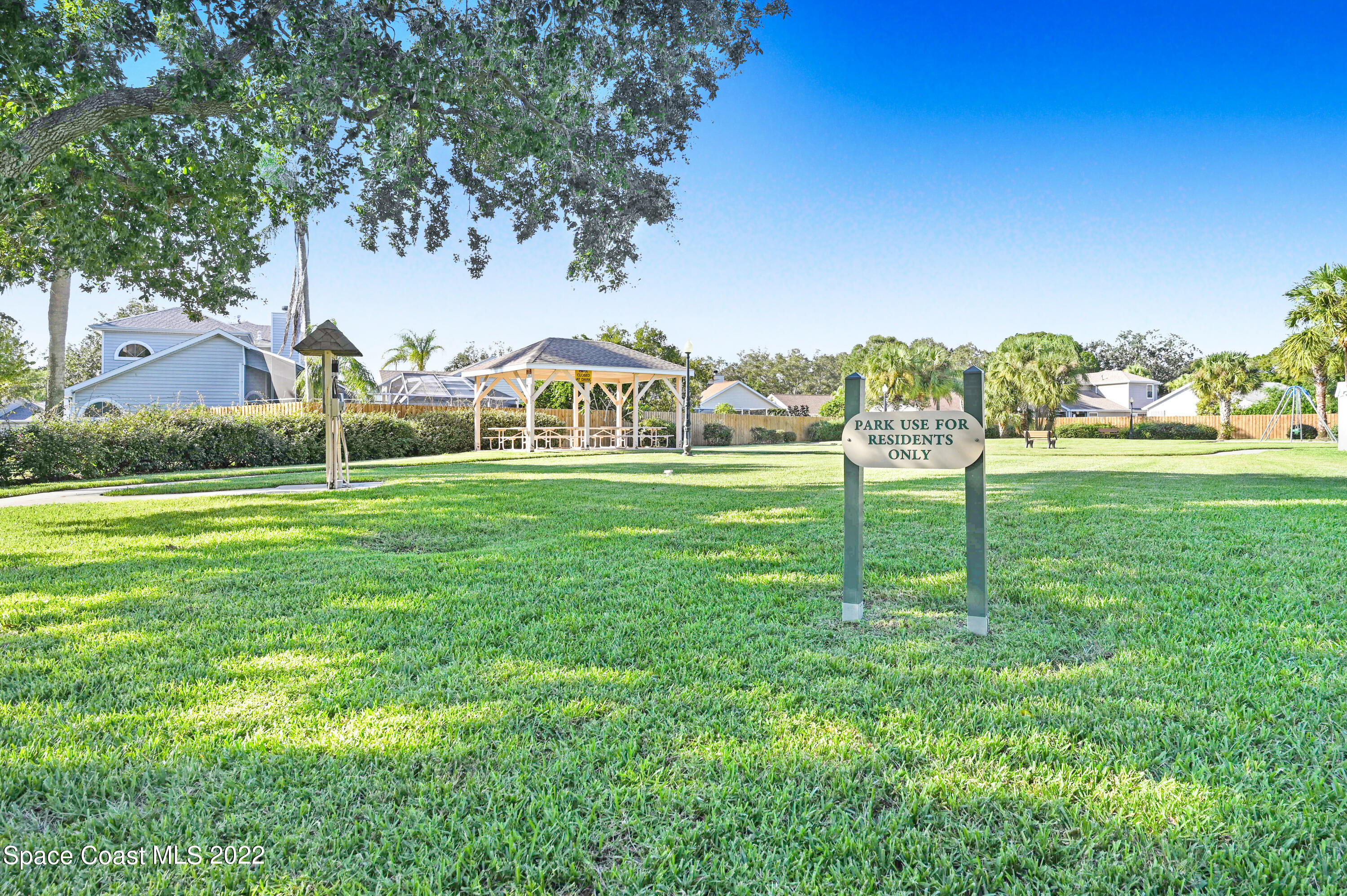 1709 Pine Valley Drive