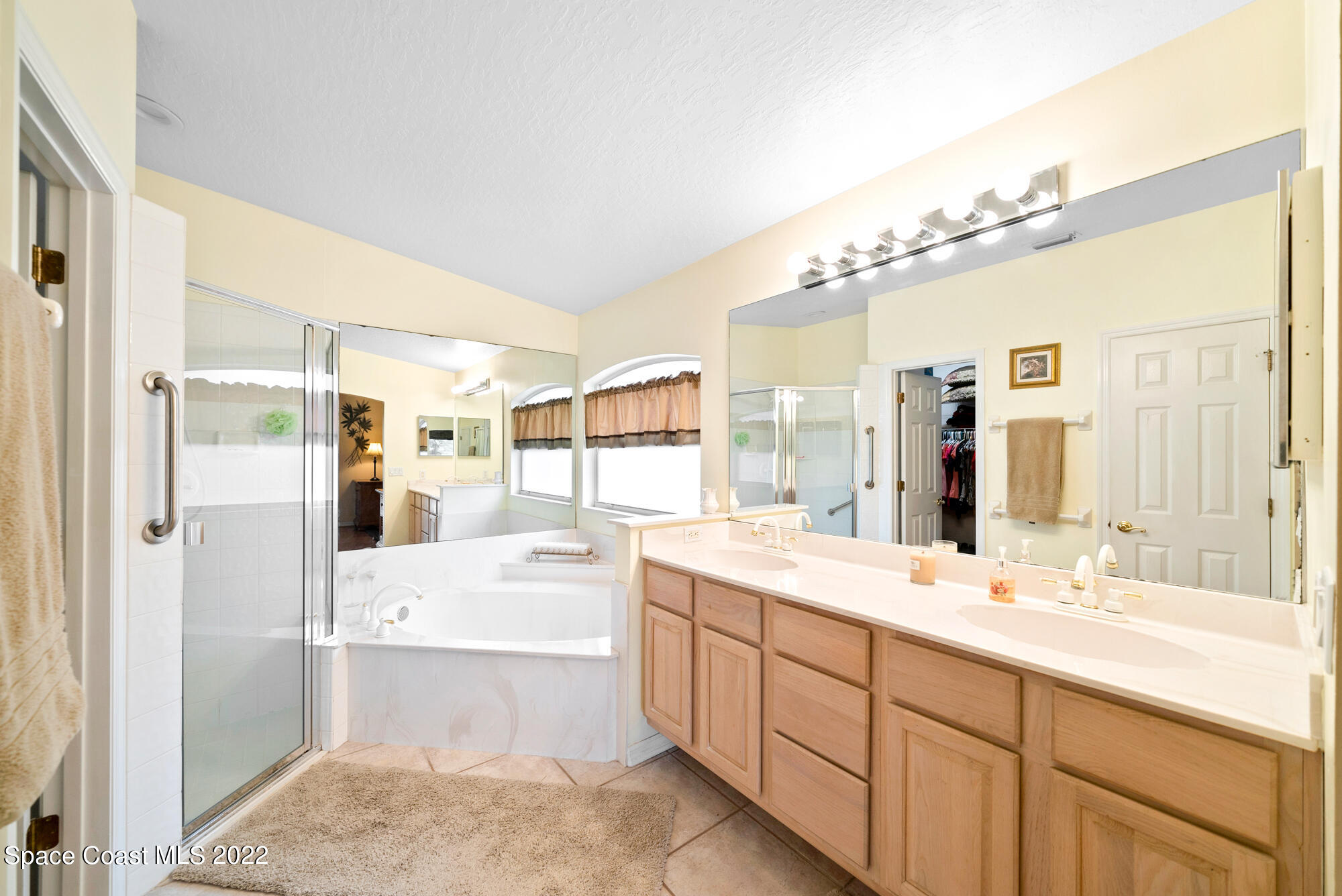 658 Sheridan Woods Drive