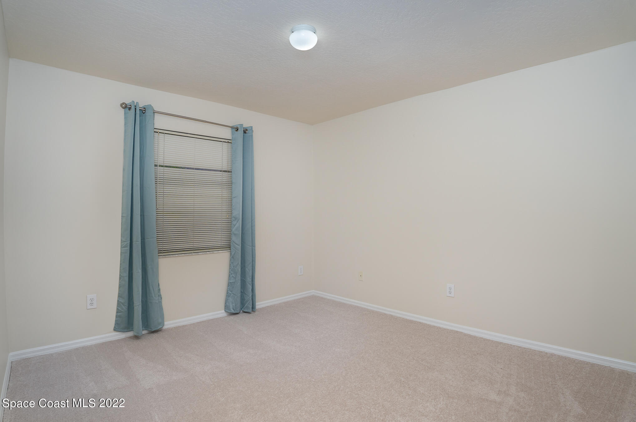 1270 Corning Avenue NW
