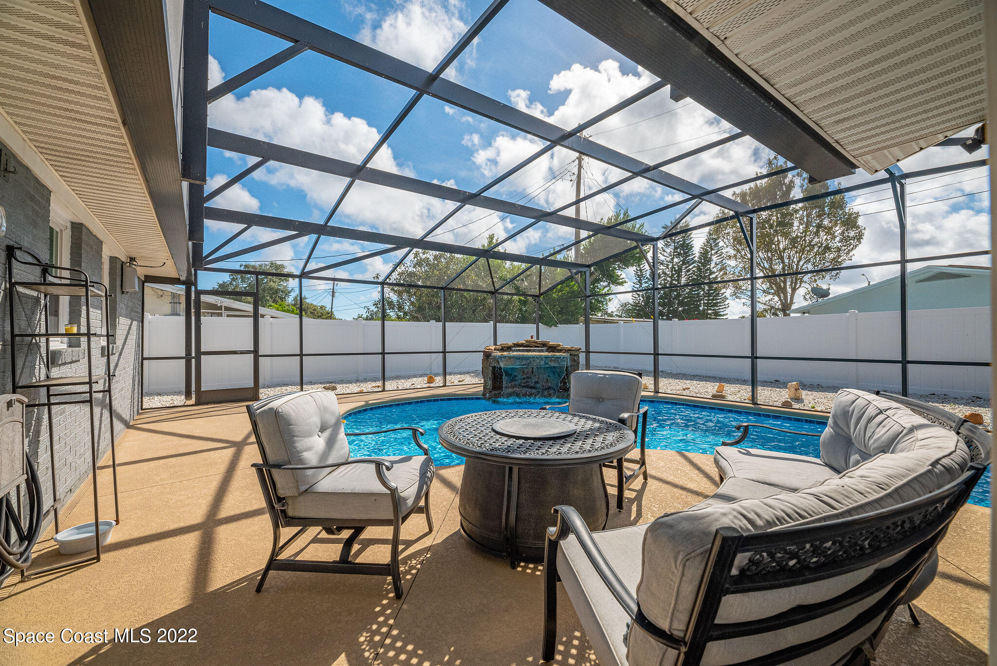2205 Cheryl Court