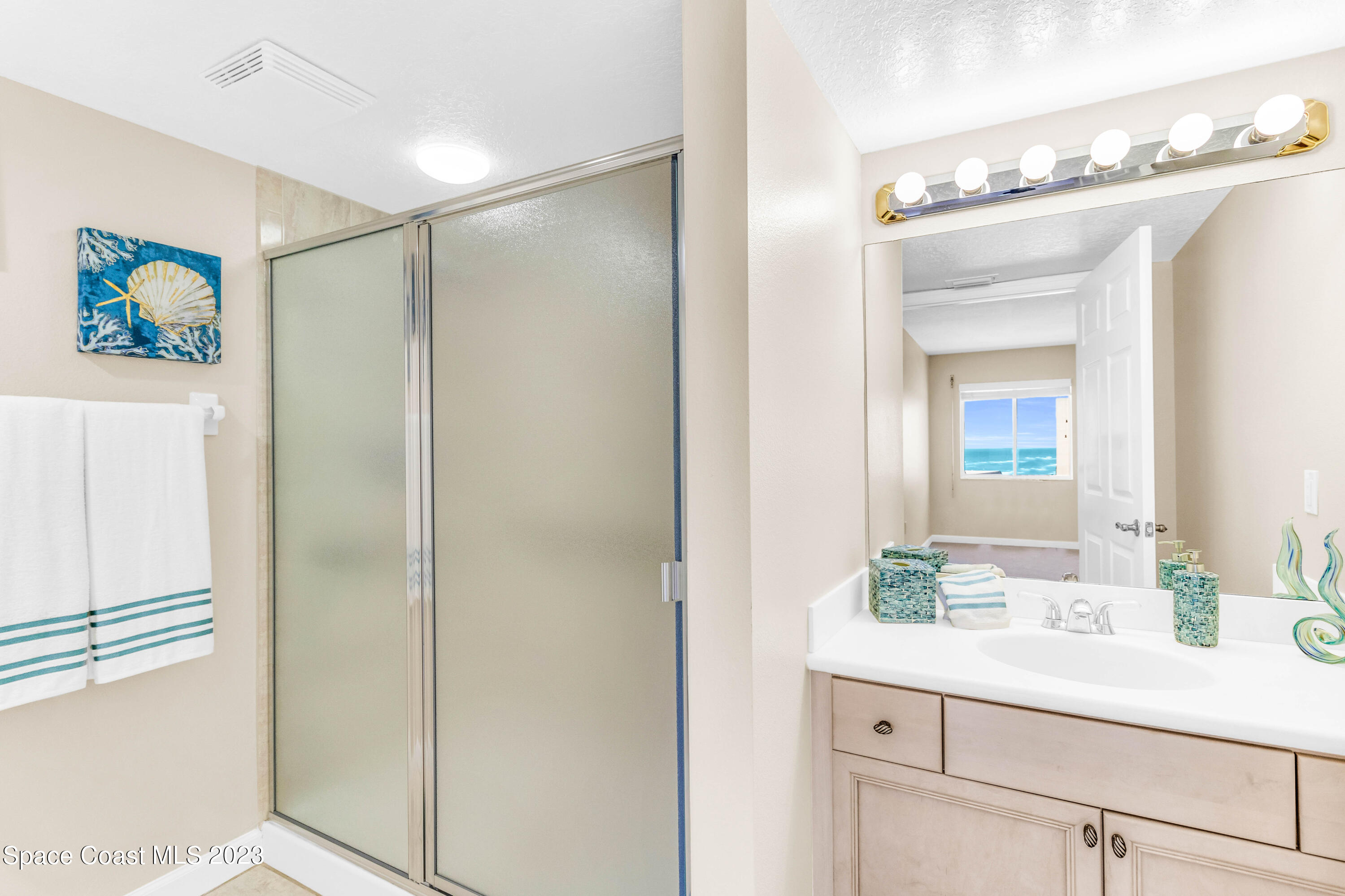 2875 N Highway A1a, 502