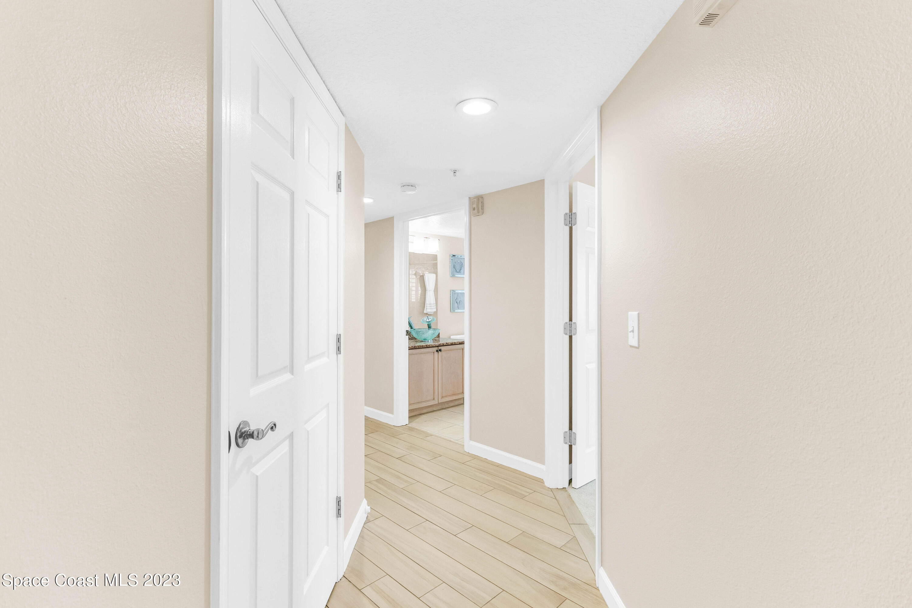 2875 N Highway A1a, 502