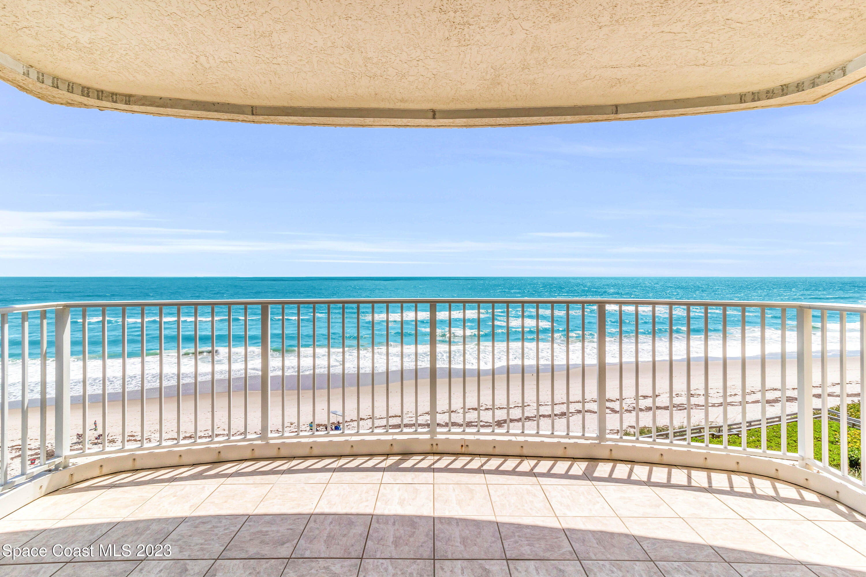 2875 N Highway A1a, 502