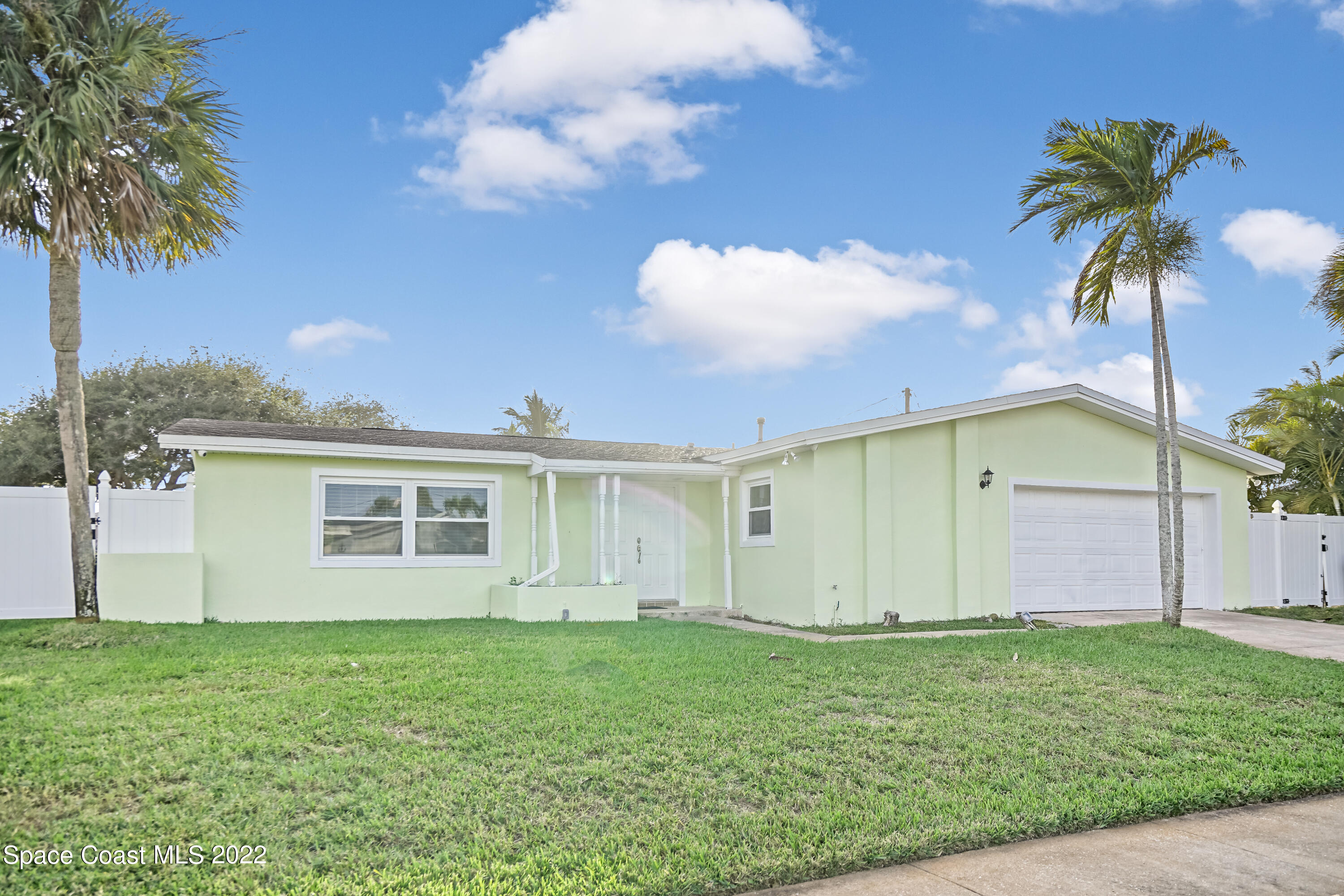 915 Bluewater Drive