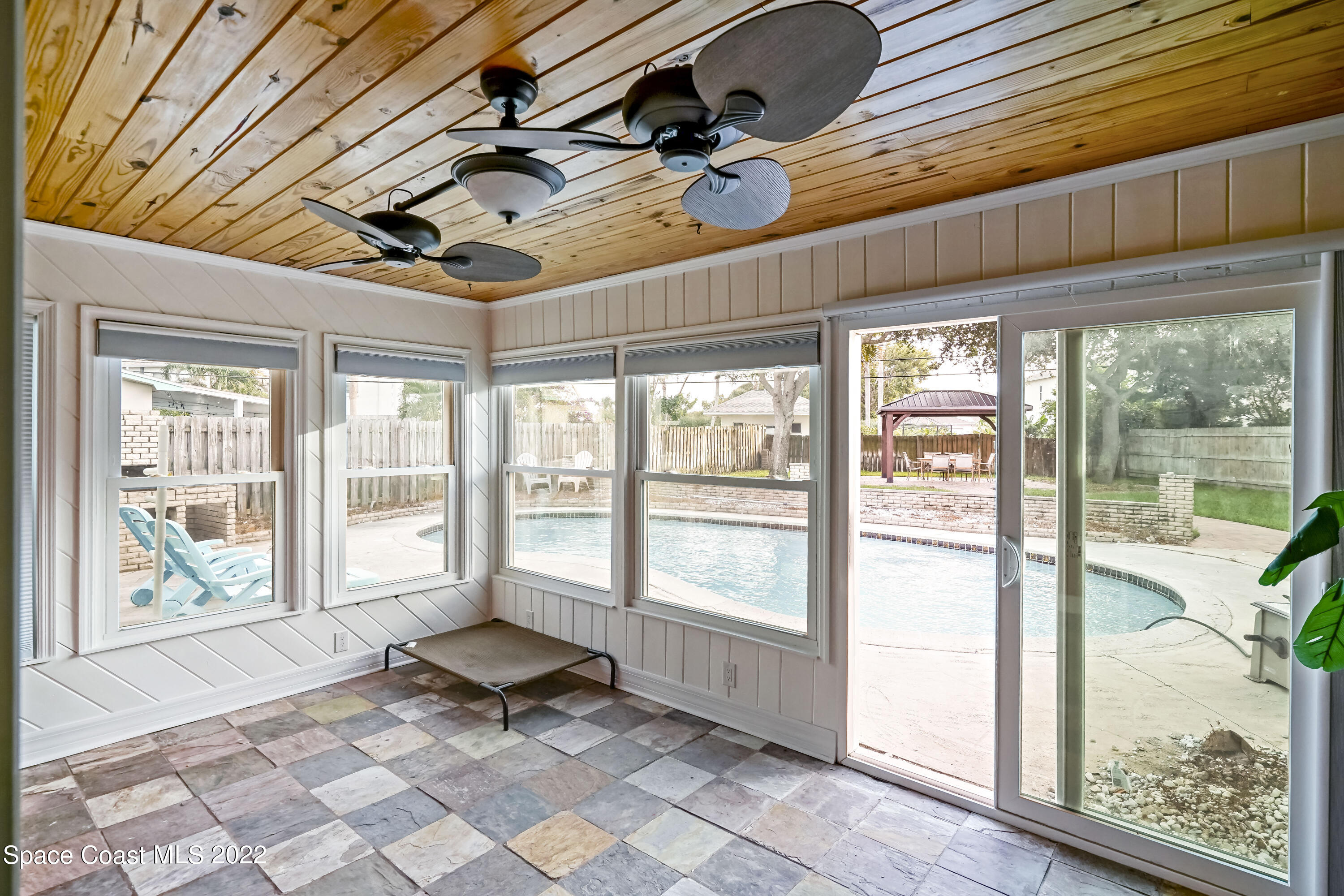 915 Bluewater Drive