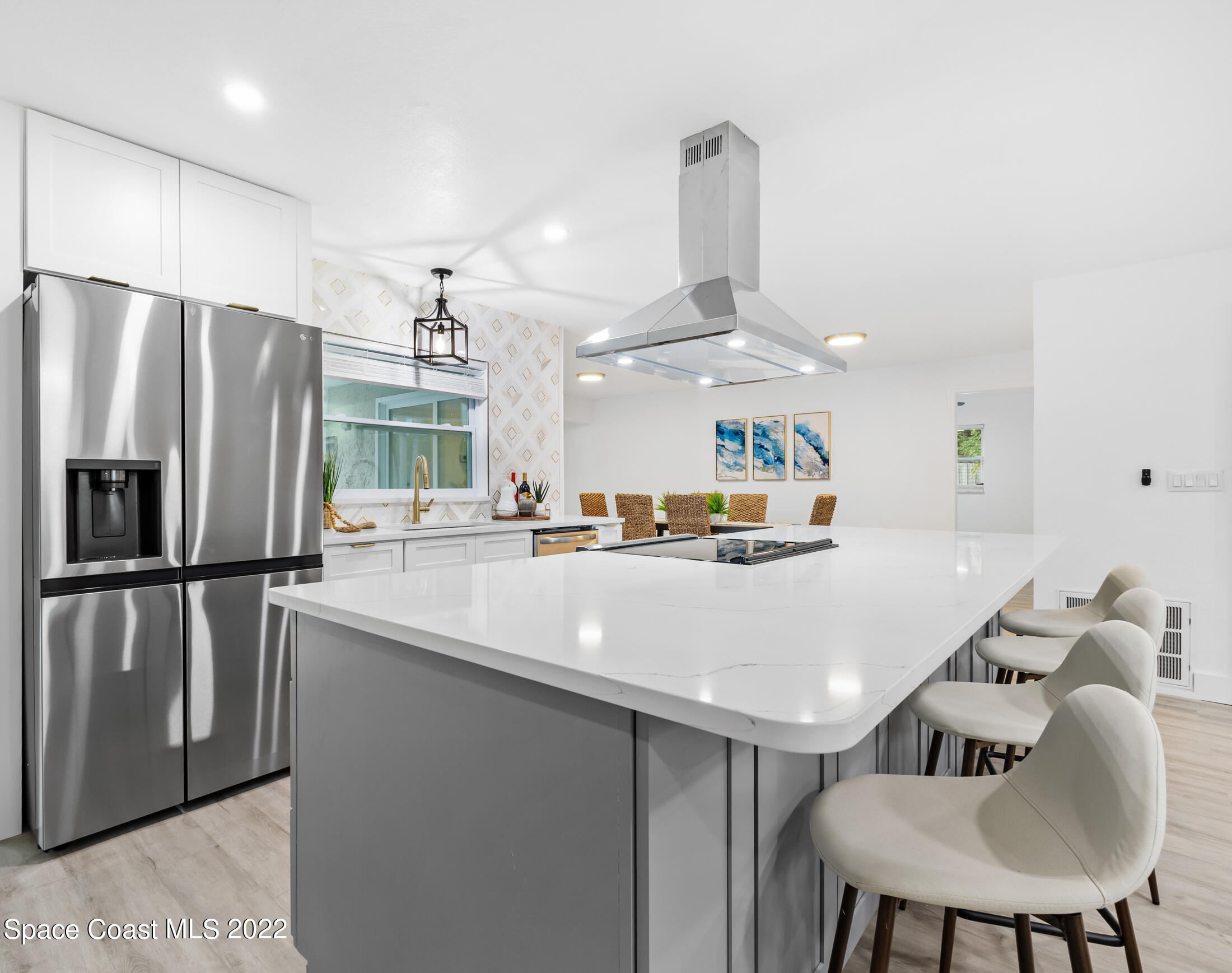216 Rose Drive