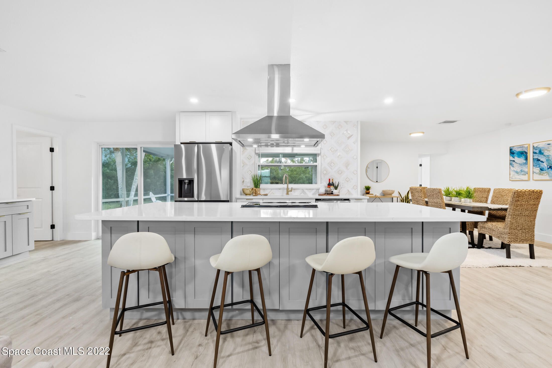 216 Rose Drive