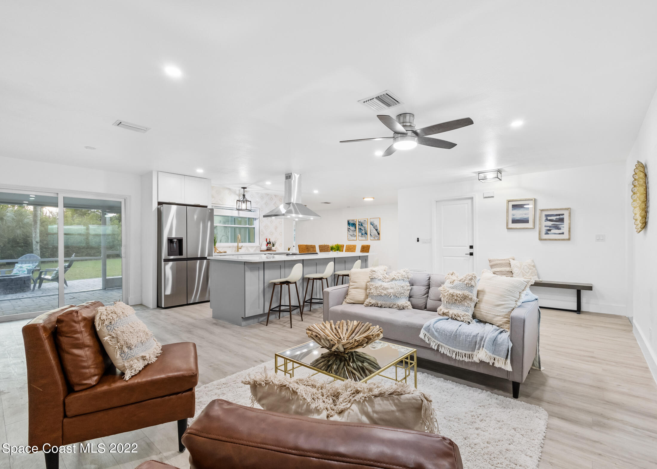 216 Rose Drive