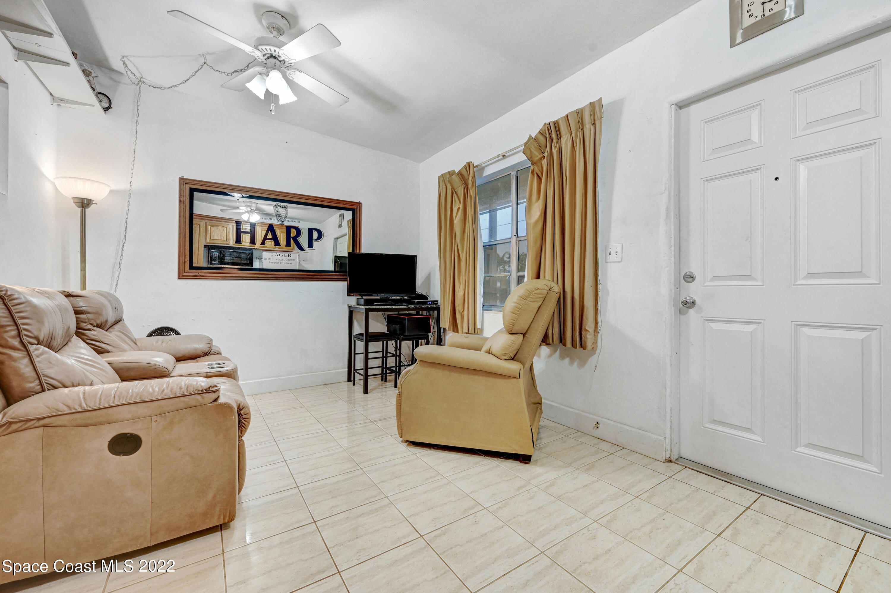 490 S Orlando Avenue, 2