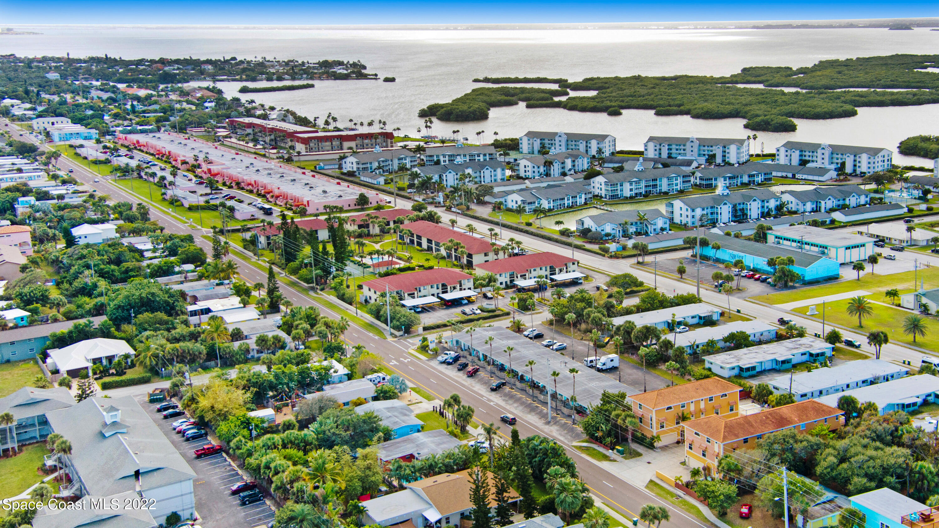 490 S Orlando Avenue, 2