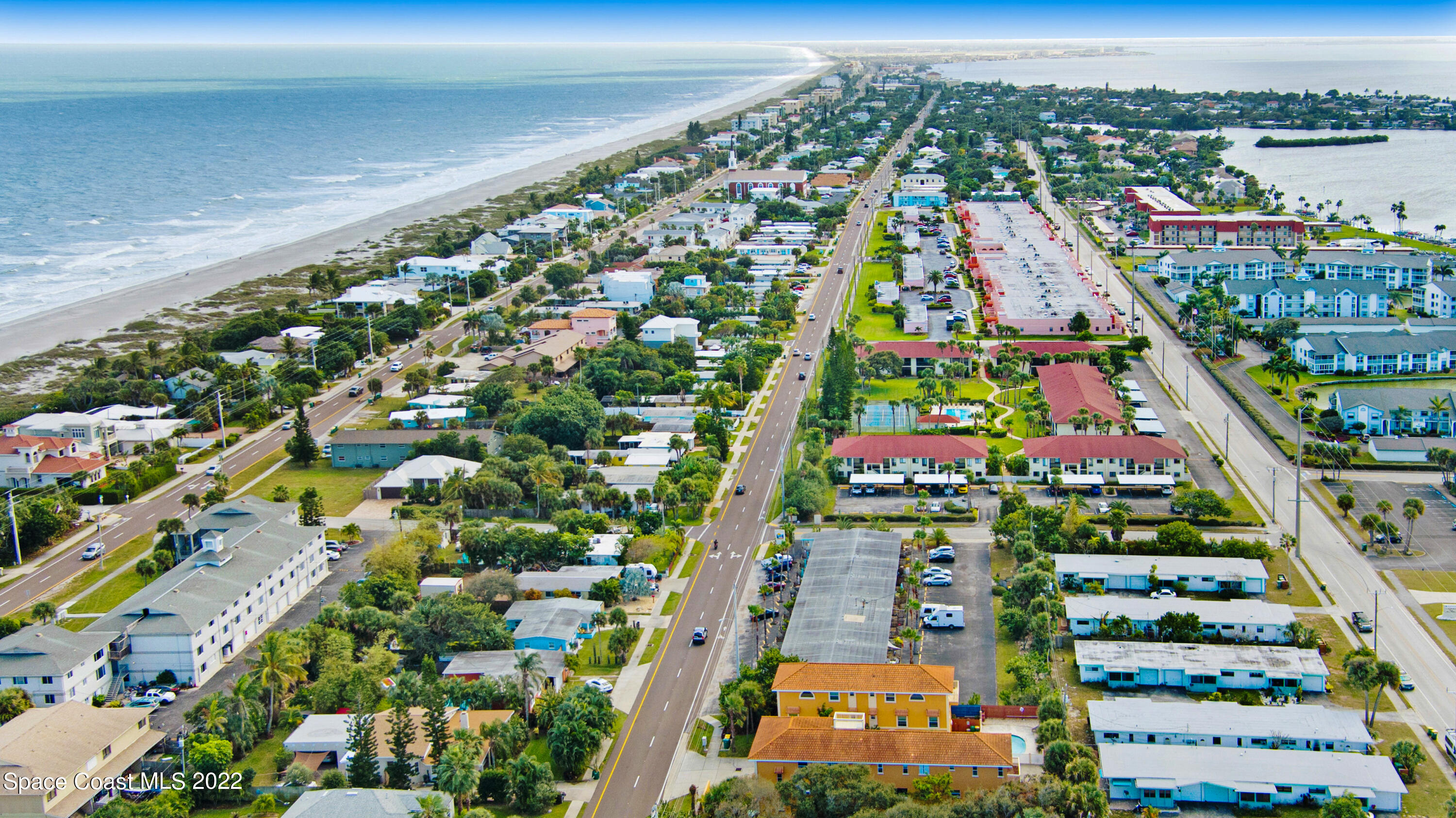 490 S Orlando Avenue, 2
