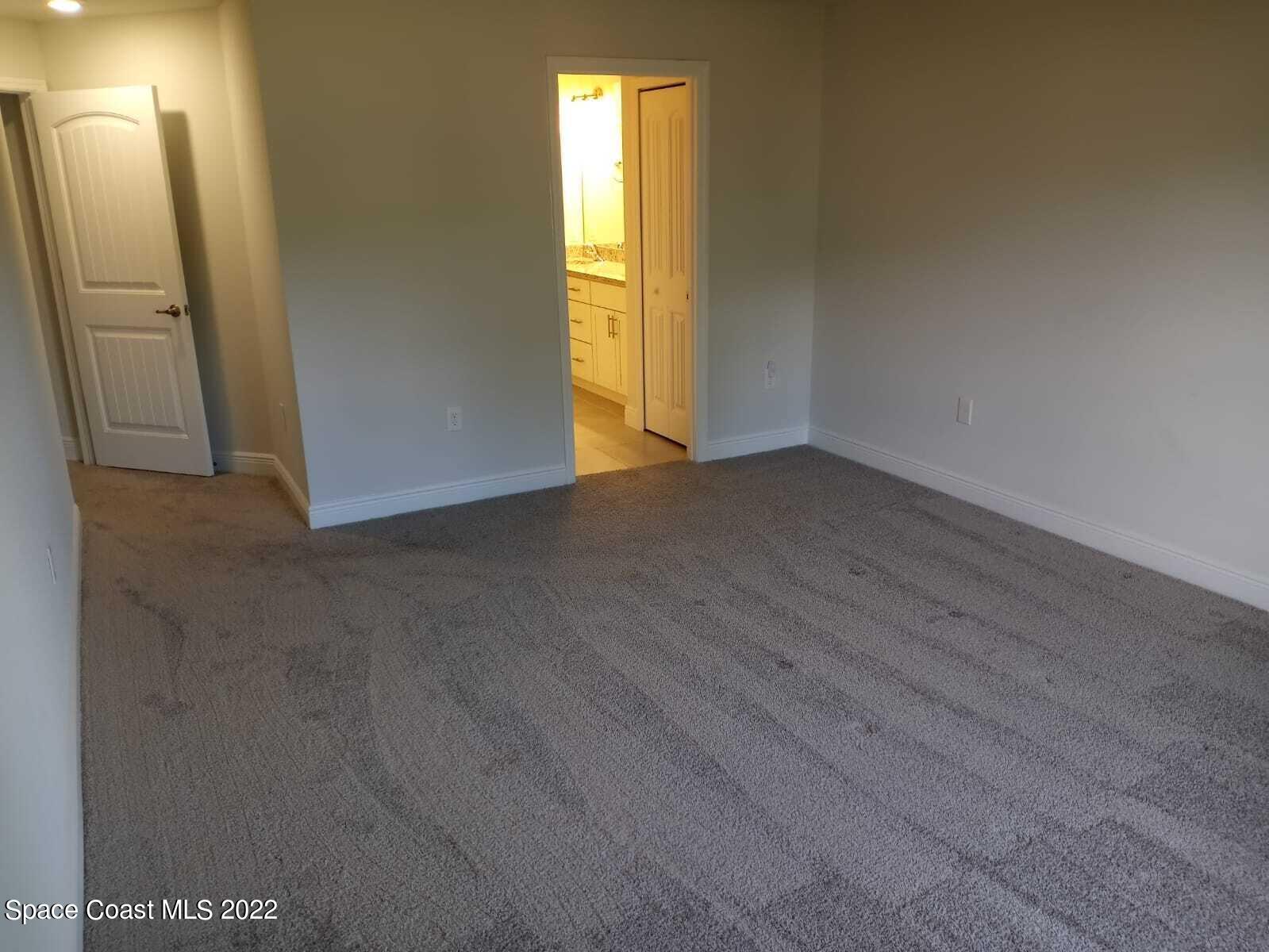 2437 Hagoplan Avenue SW, 31