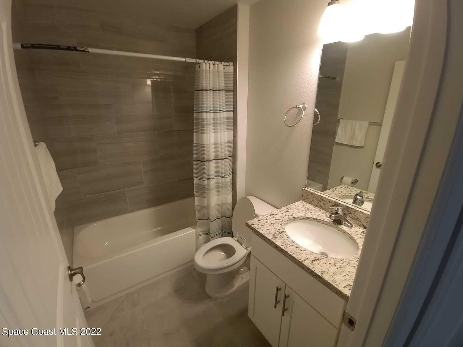 2437 Hagoplan Avenue SW, 31
