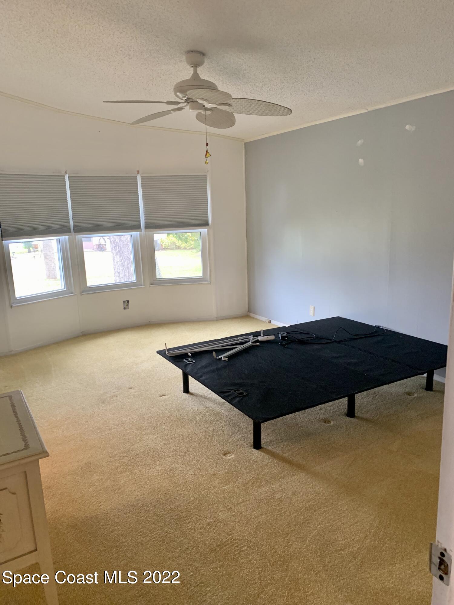 936 Periwinkle Circle
