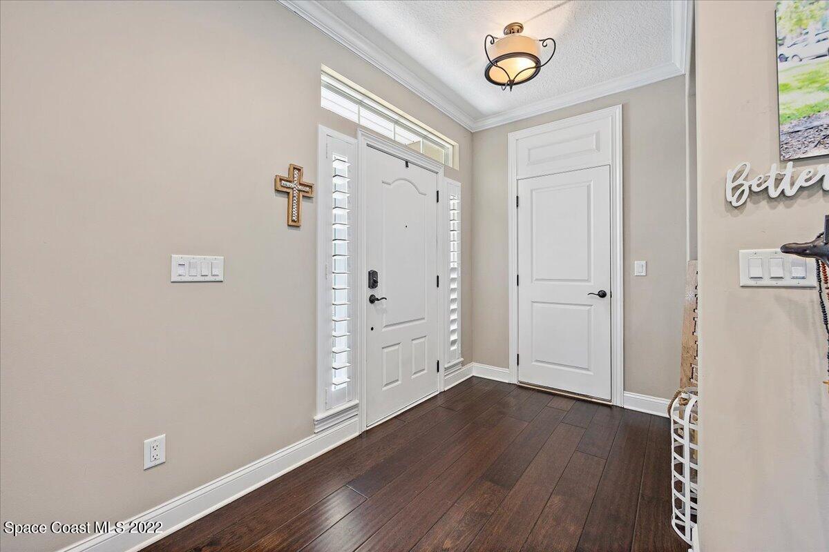 61 Cypress Knoll Court