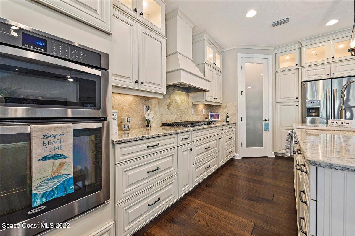 61 Cypress Knoll Court