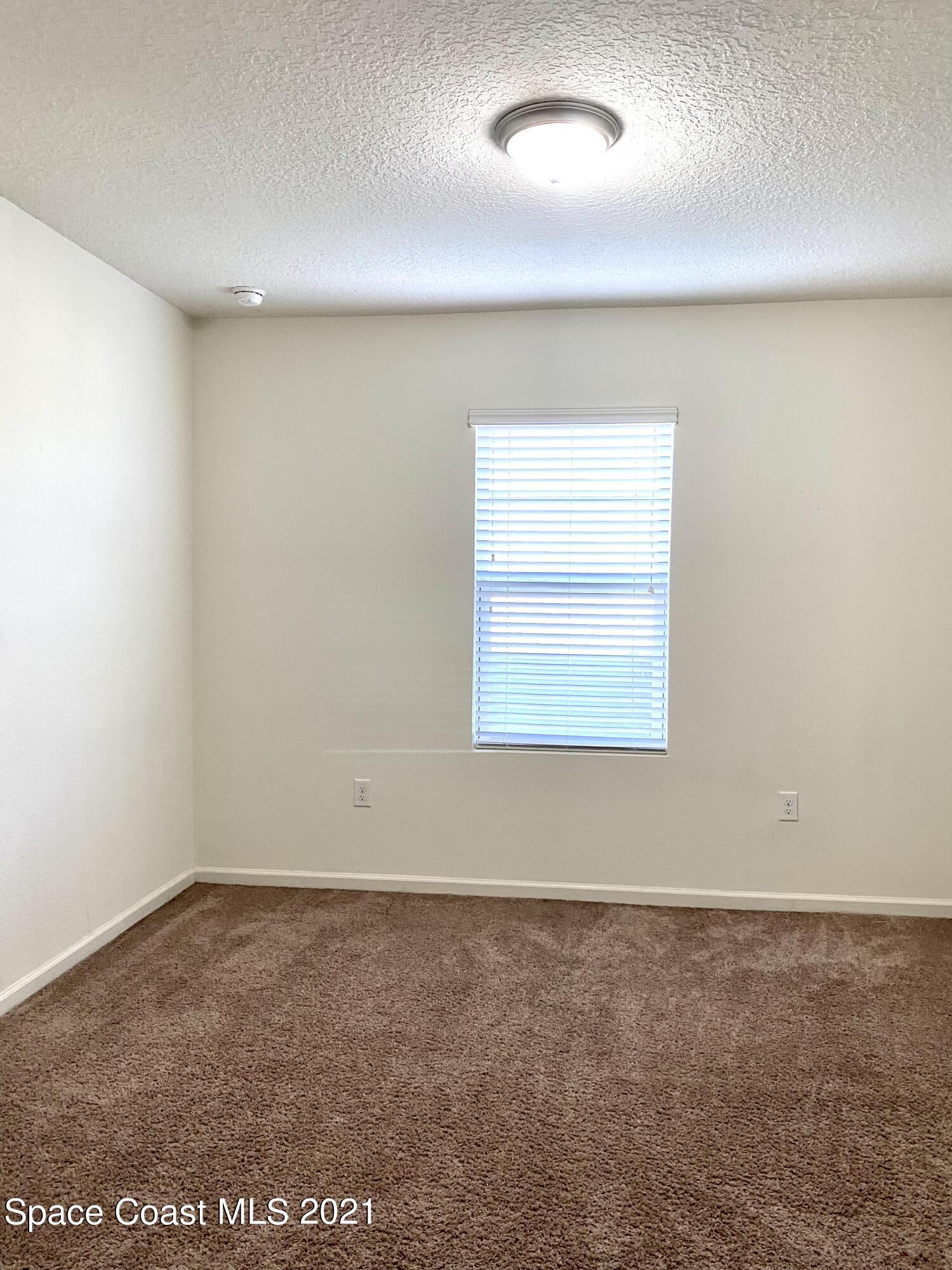 324 Moray Drive SW