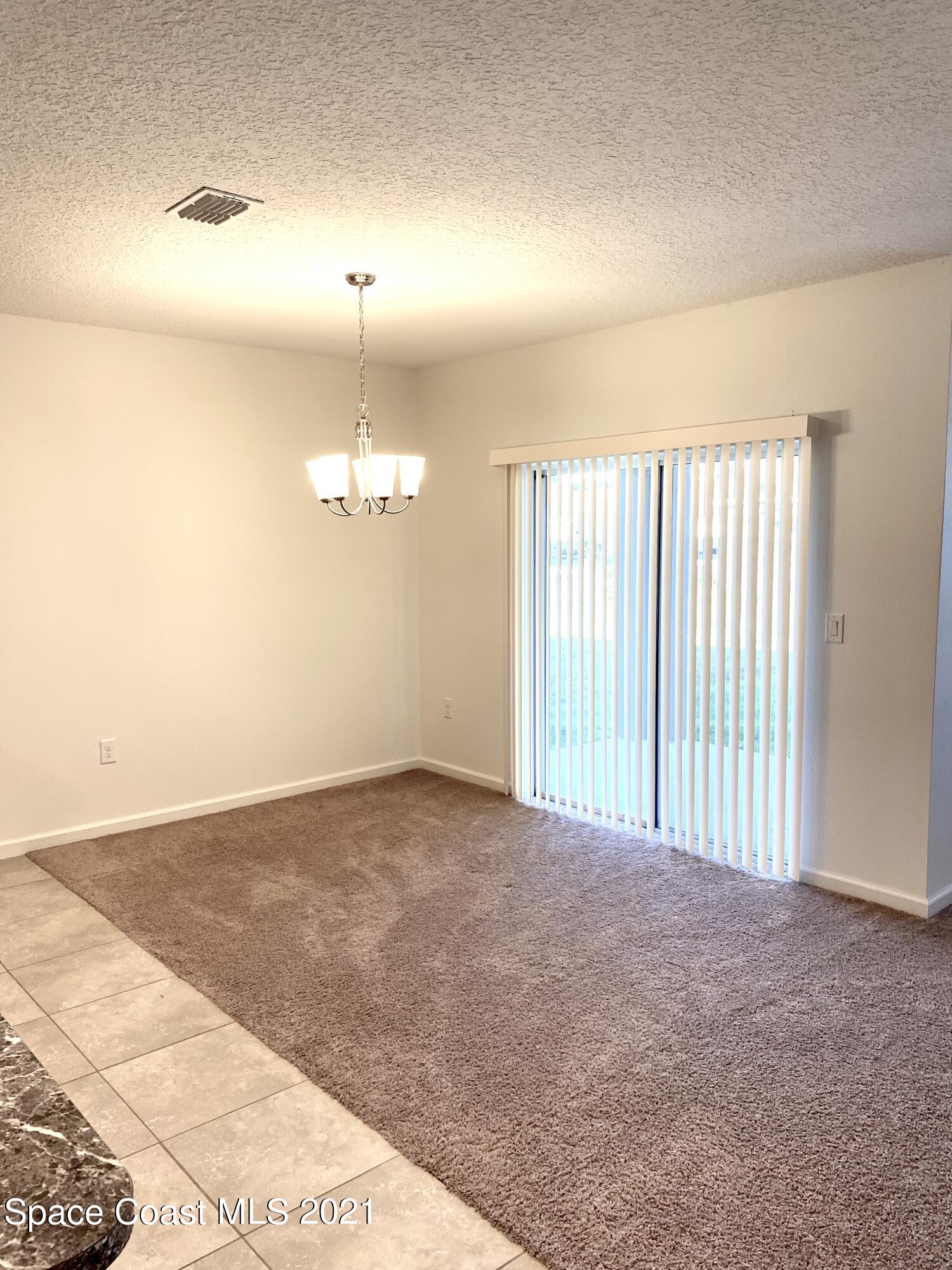 324 Moray Drive SW