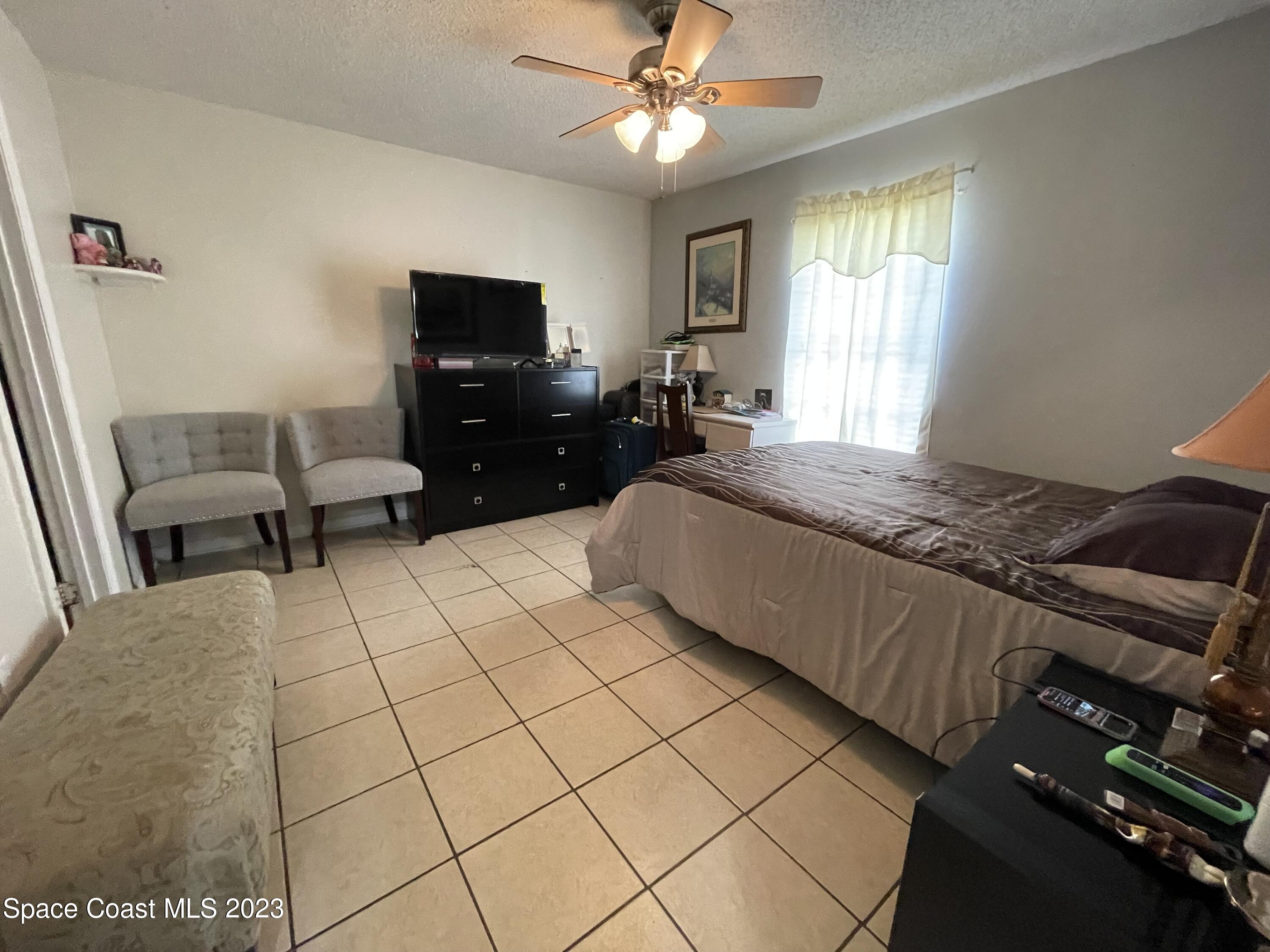 737 Santo Domingo Avenue SW
