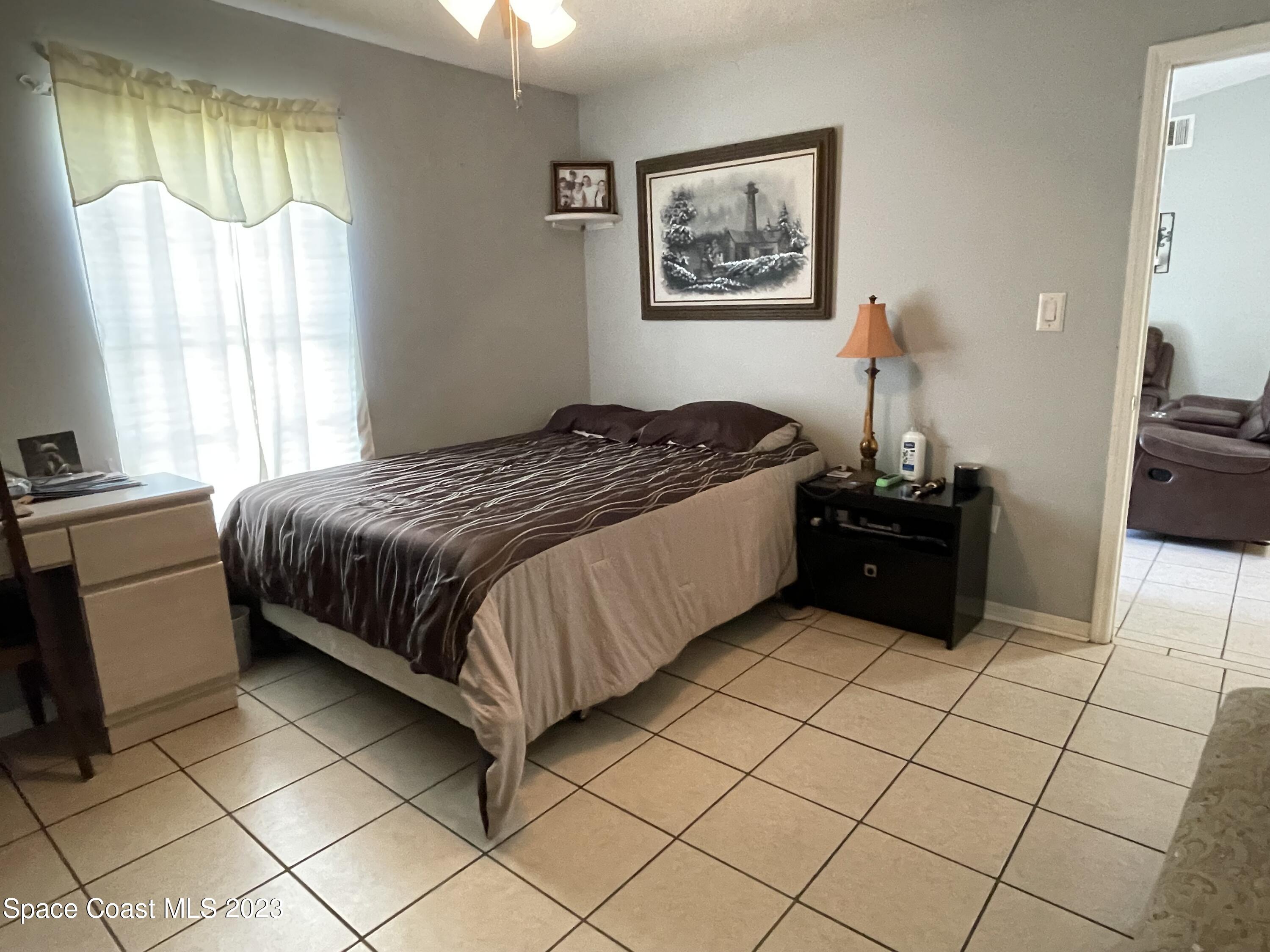 737 Santo Domingo Avenue SW