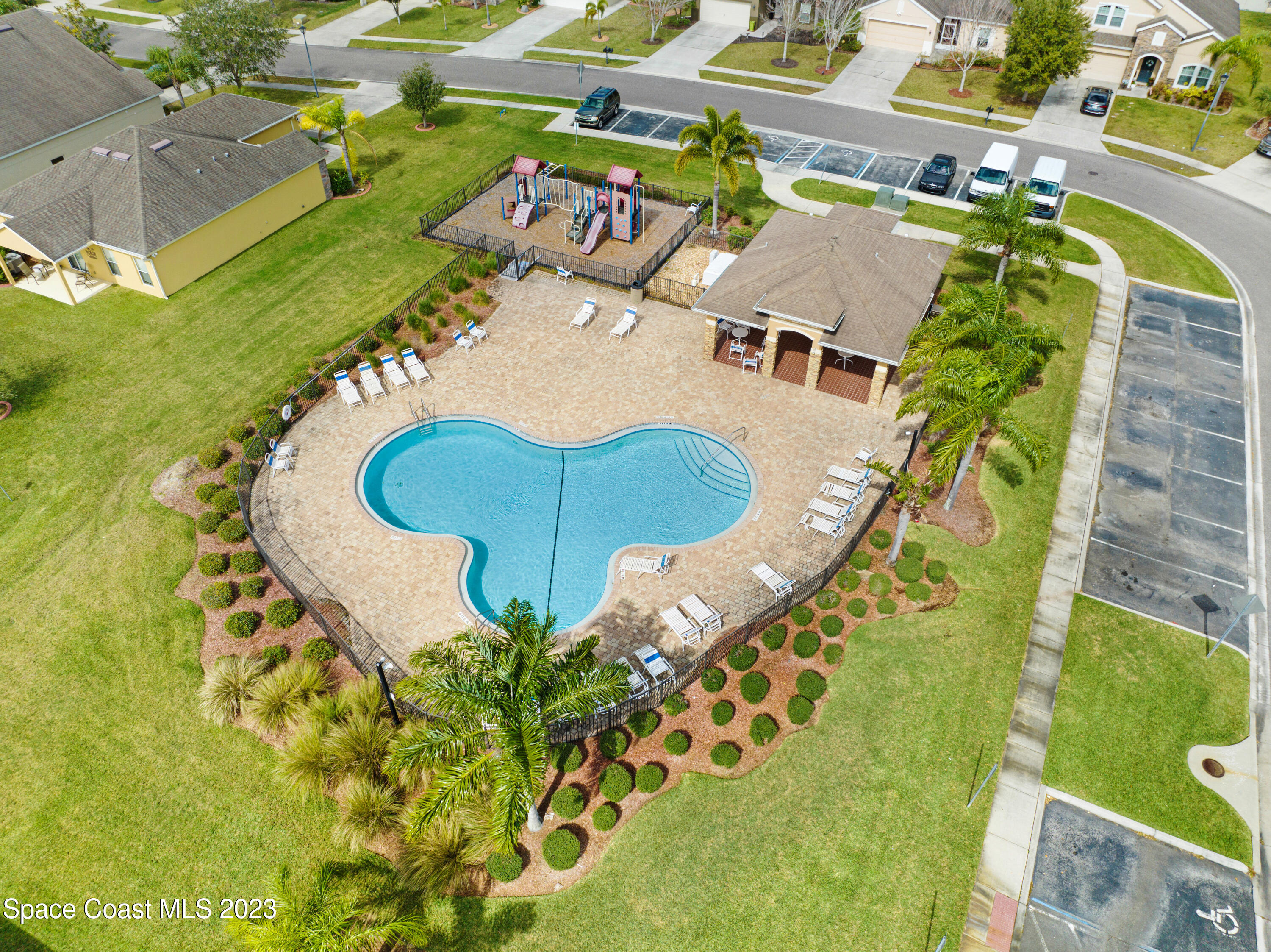 272 Wishing Well Circle SW