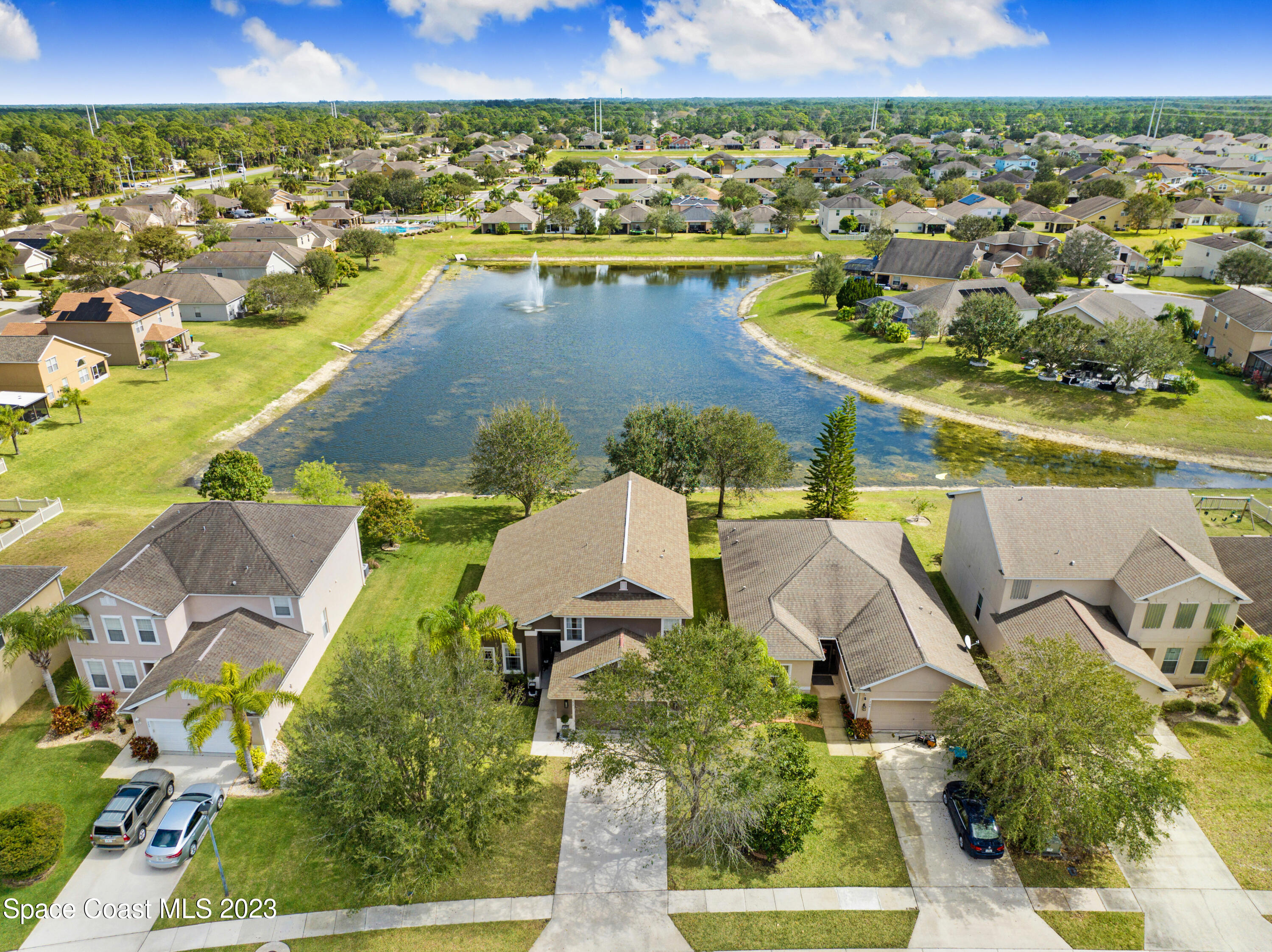 272 Wishing Well Circle SW