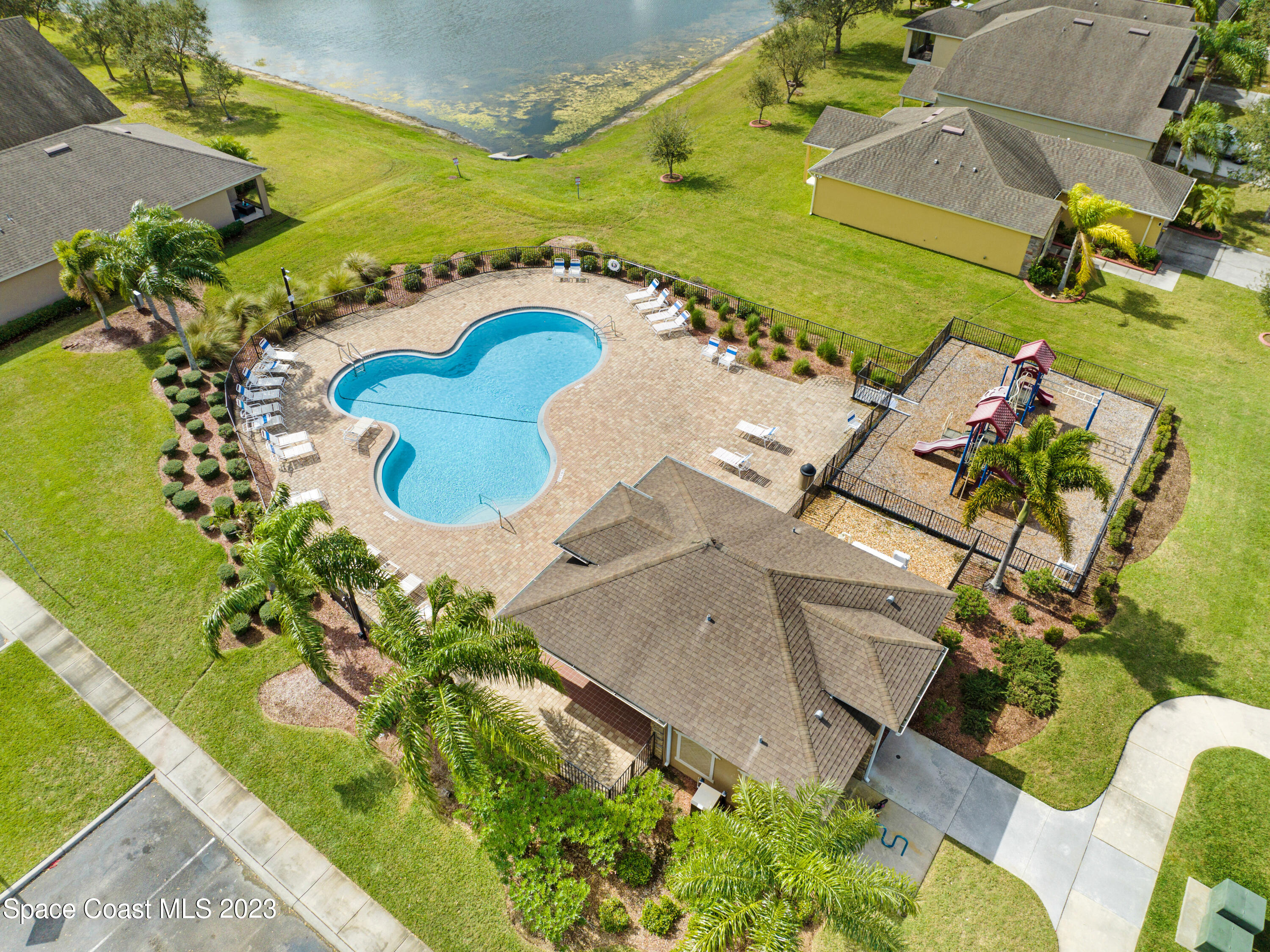 272 Wishing Well Circle SW