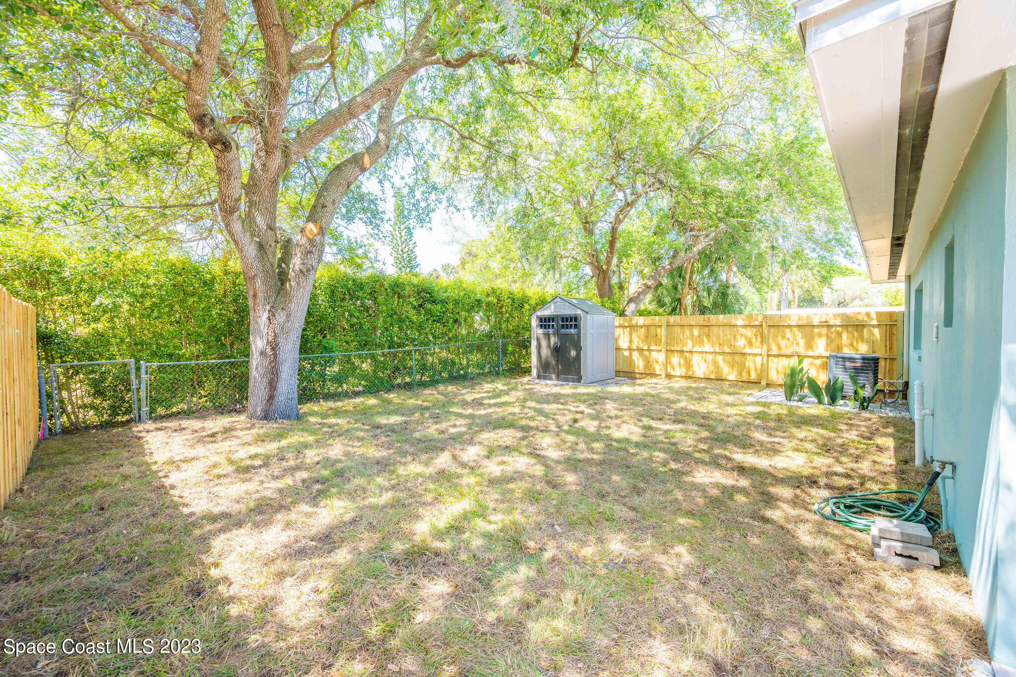 255 E Laila Drive