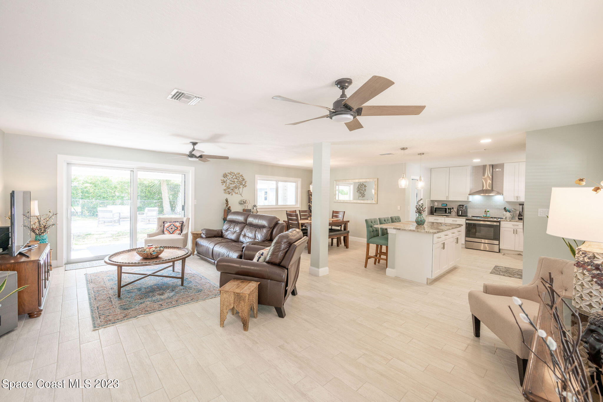 255 E Laila Drive