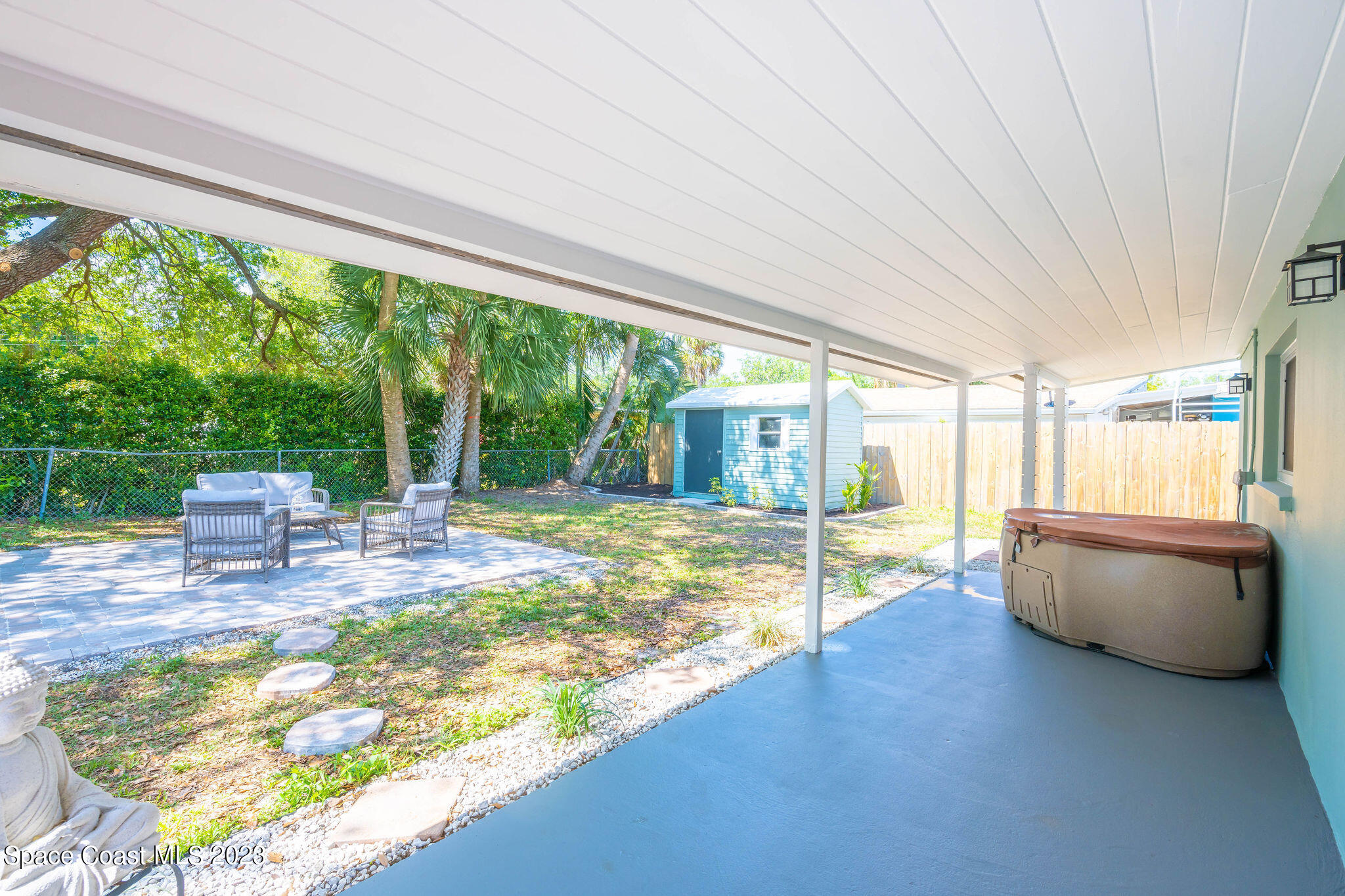 255 E Laila Drive