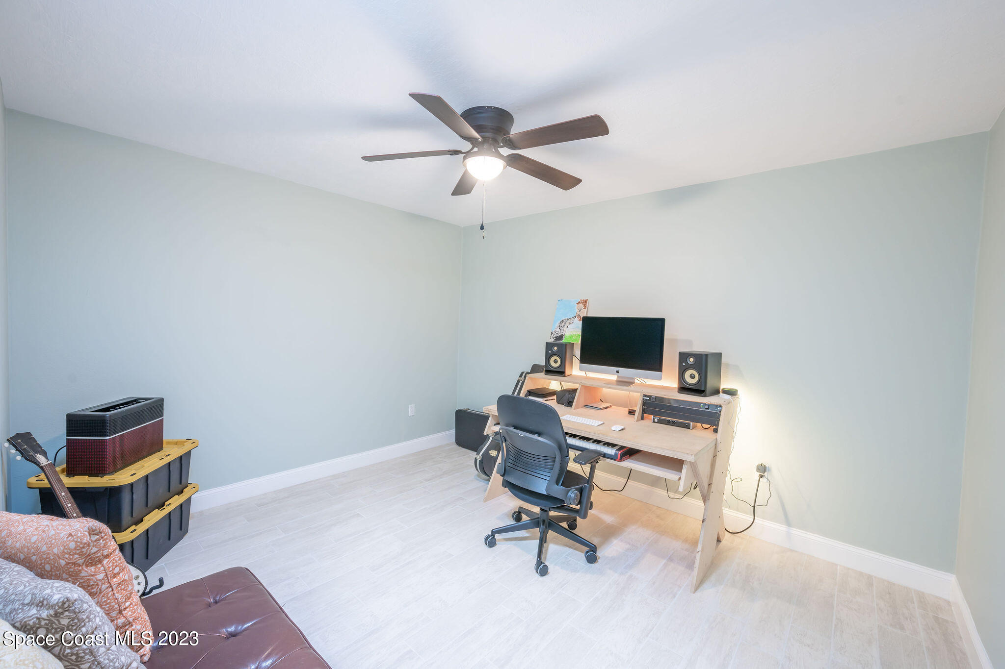 255 E Laila Drive