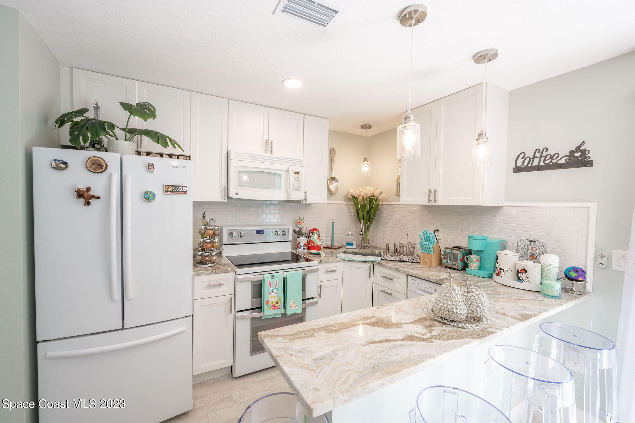 255 E Laila Drive