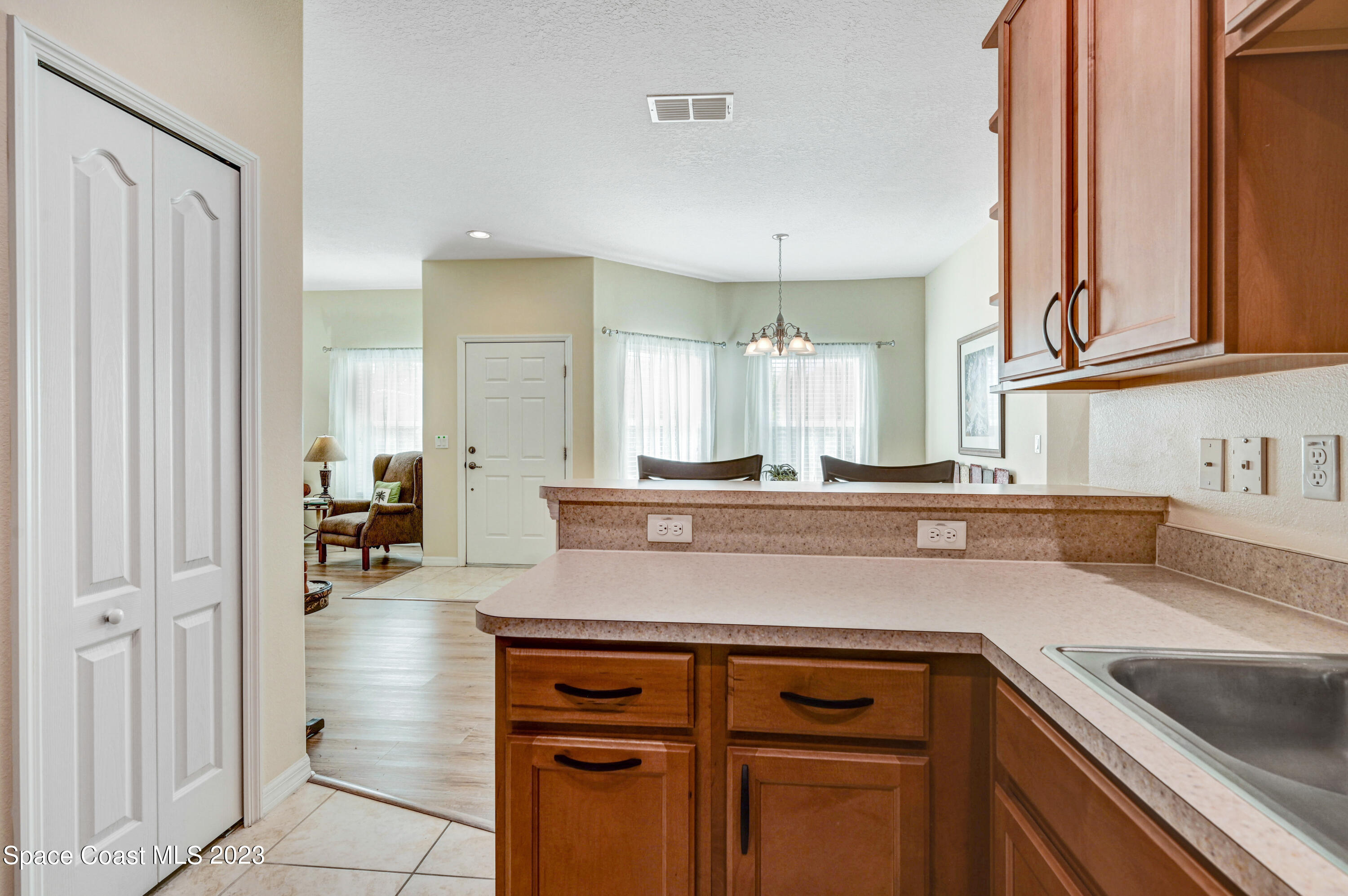 3169 Vallejo Way