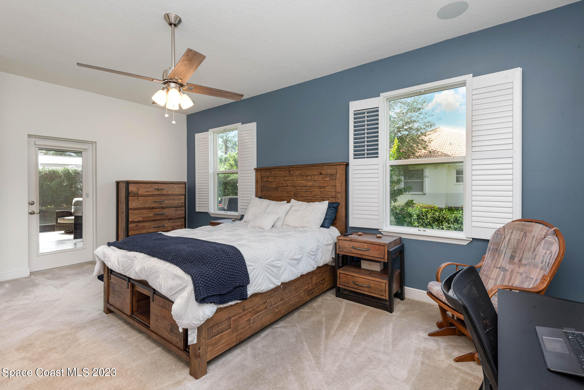 376 Sandcrest Circle
