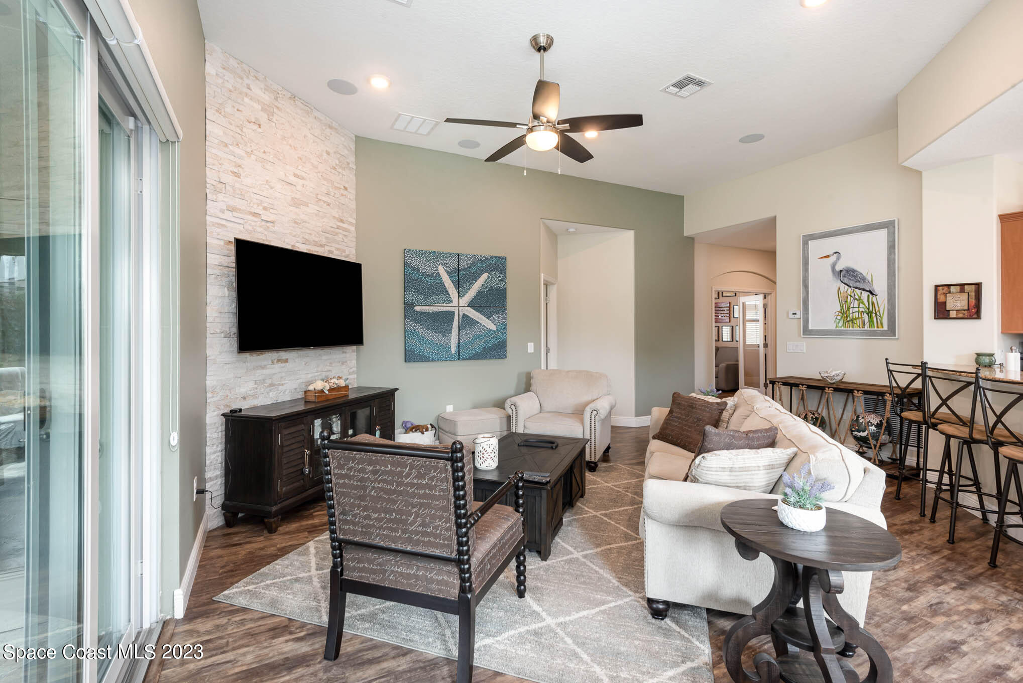 376 Sandcrest Circle