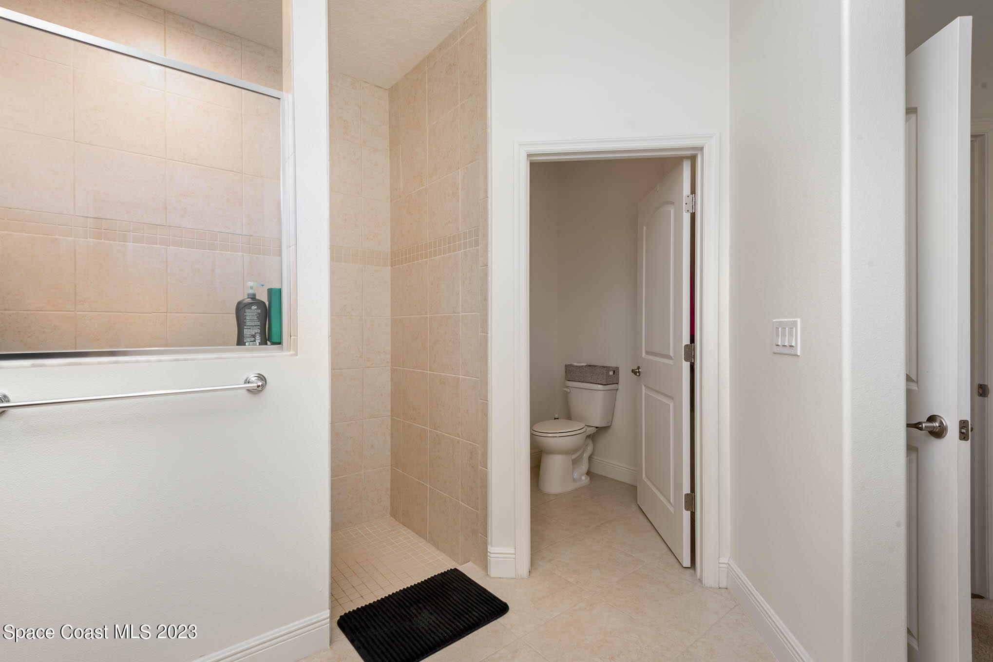 376 Sandcrest Circle