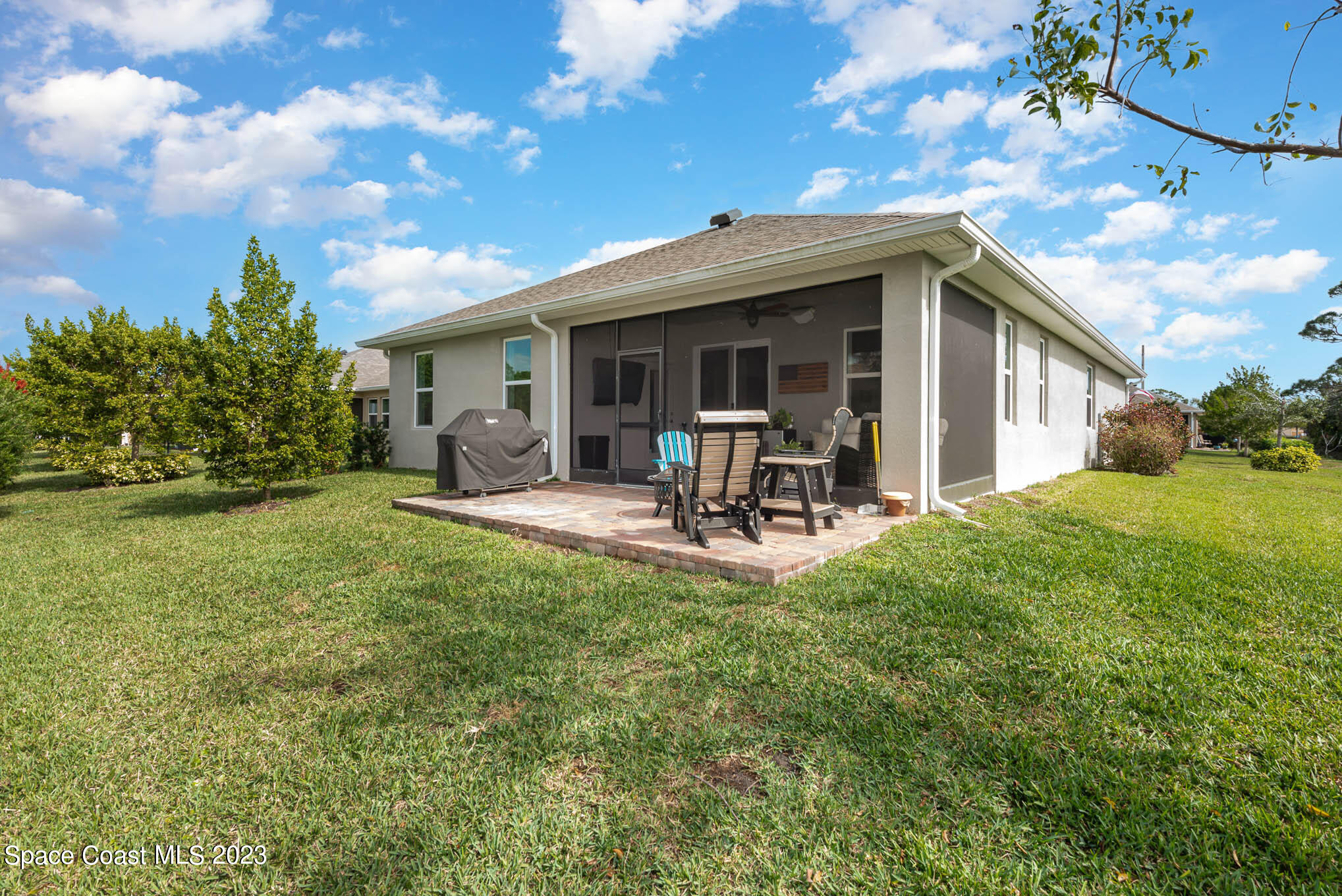 376 Sandcrest Circle