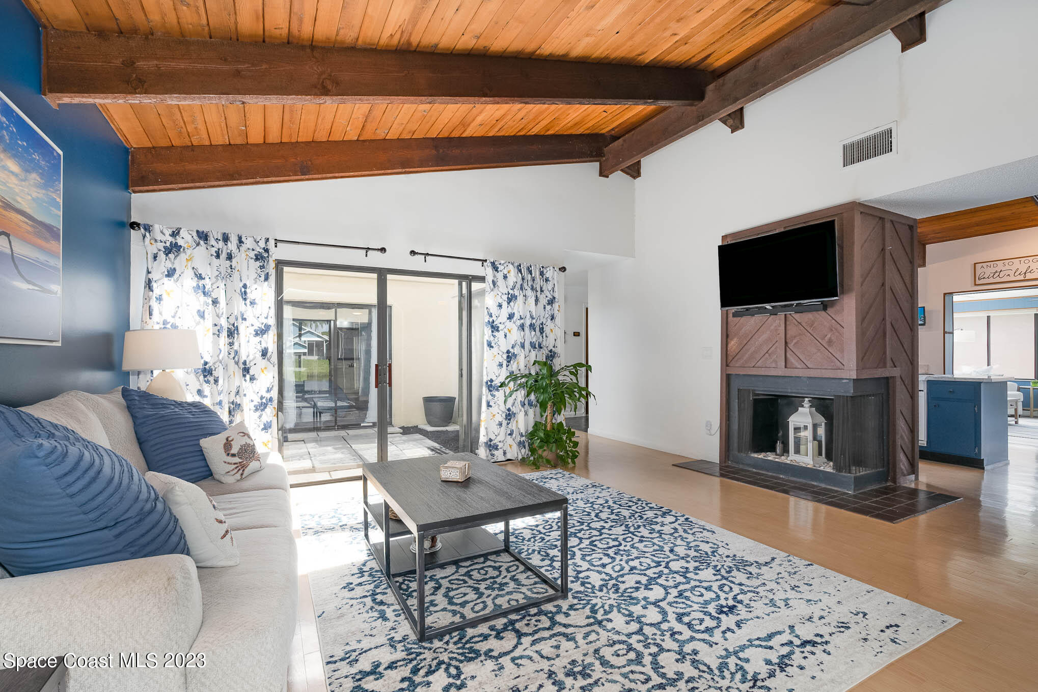 320 Bayhead Drive