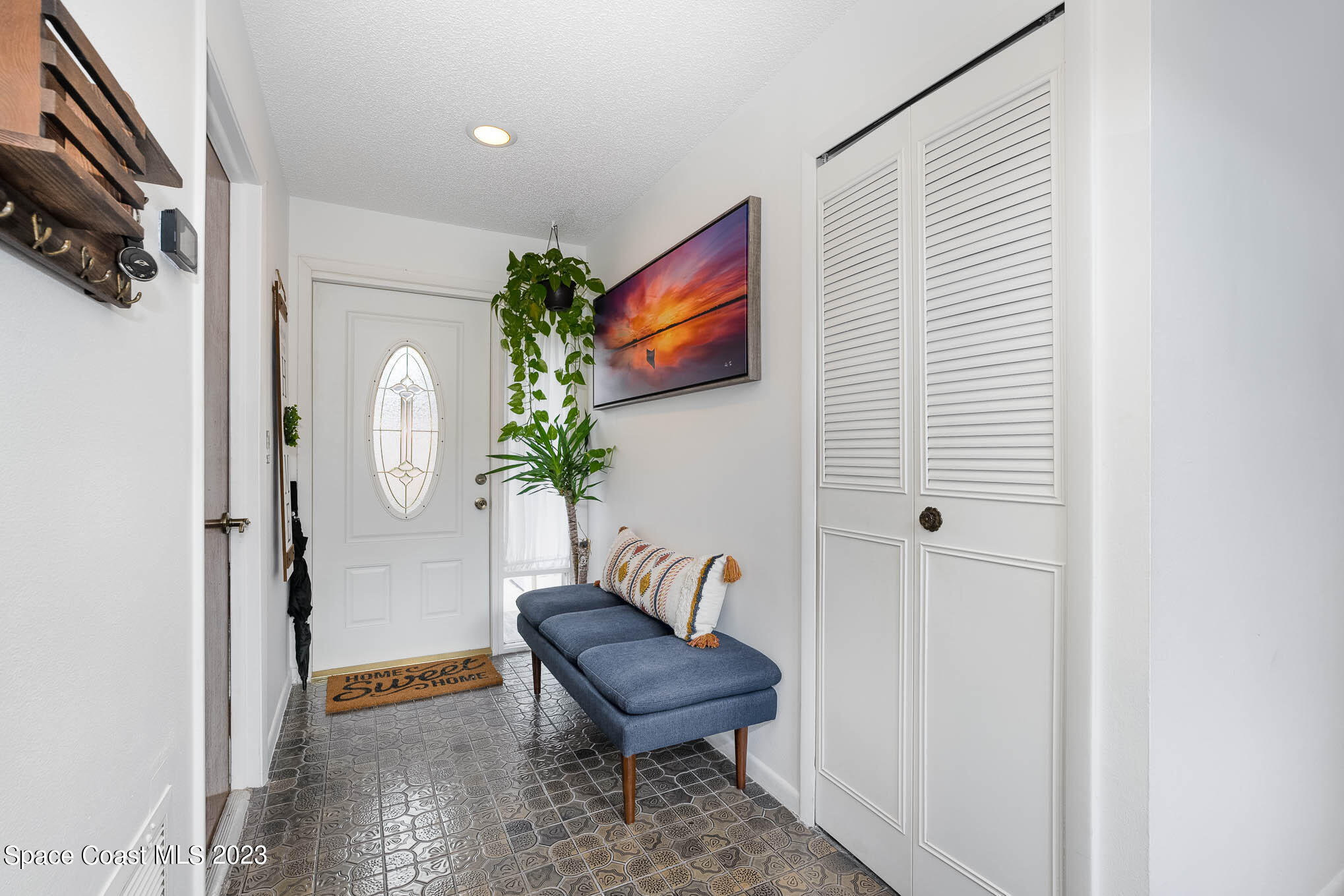 320 Bayhead Drive