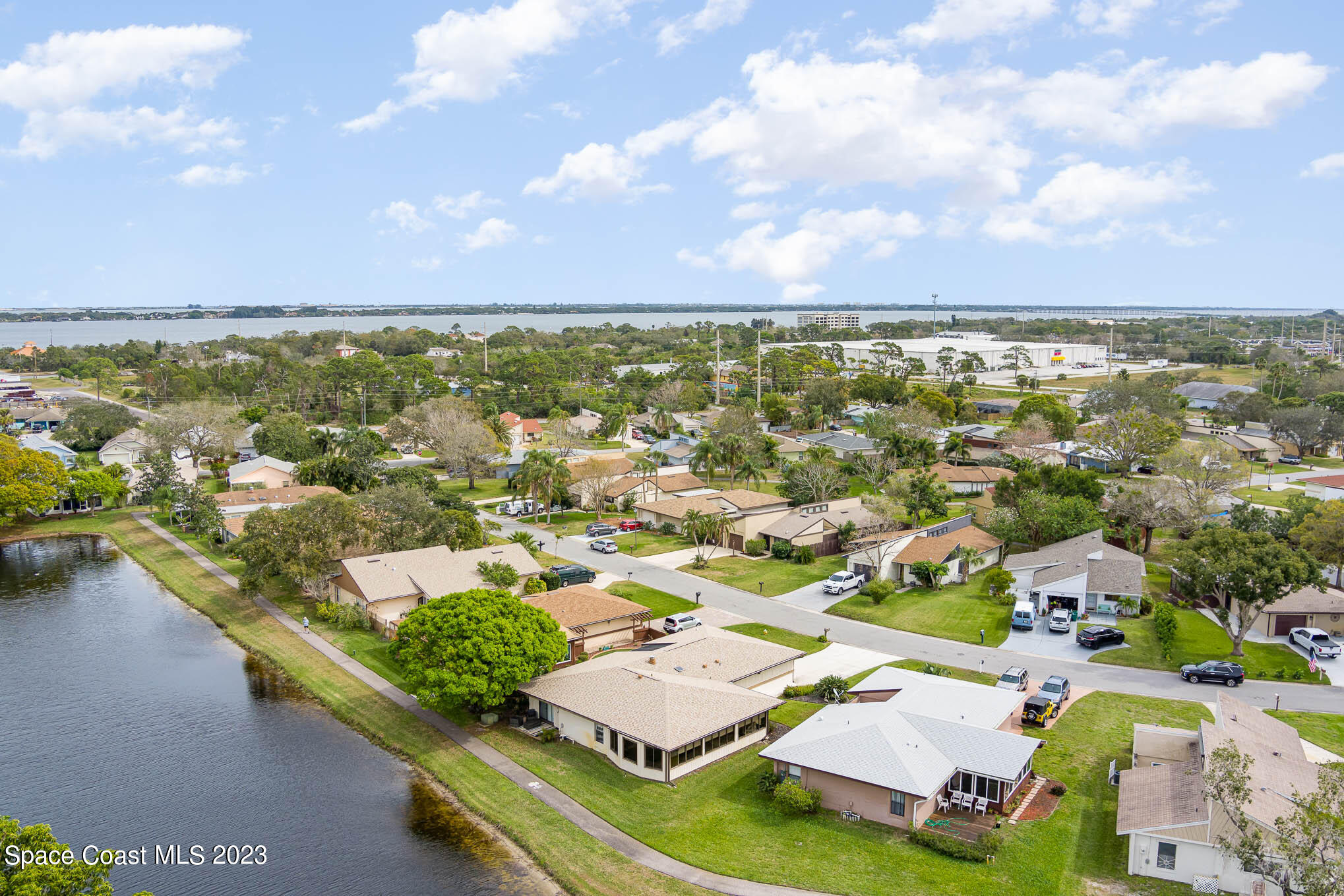 320 Bayhead Drive