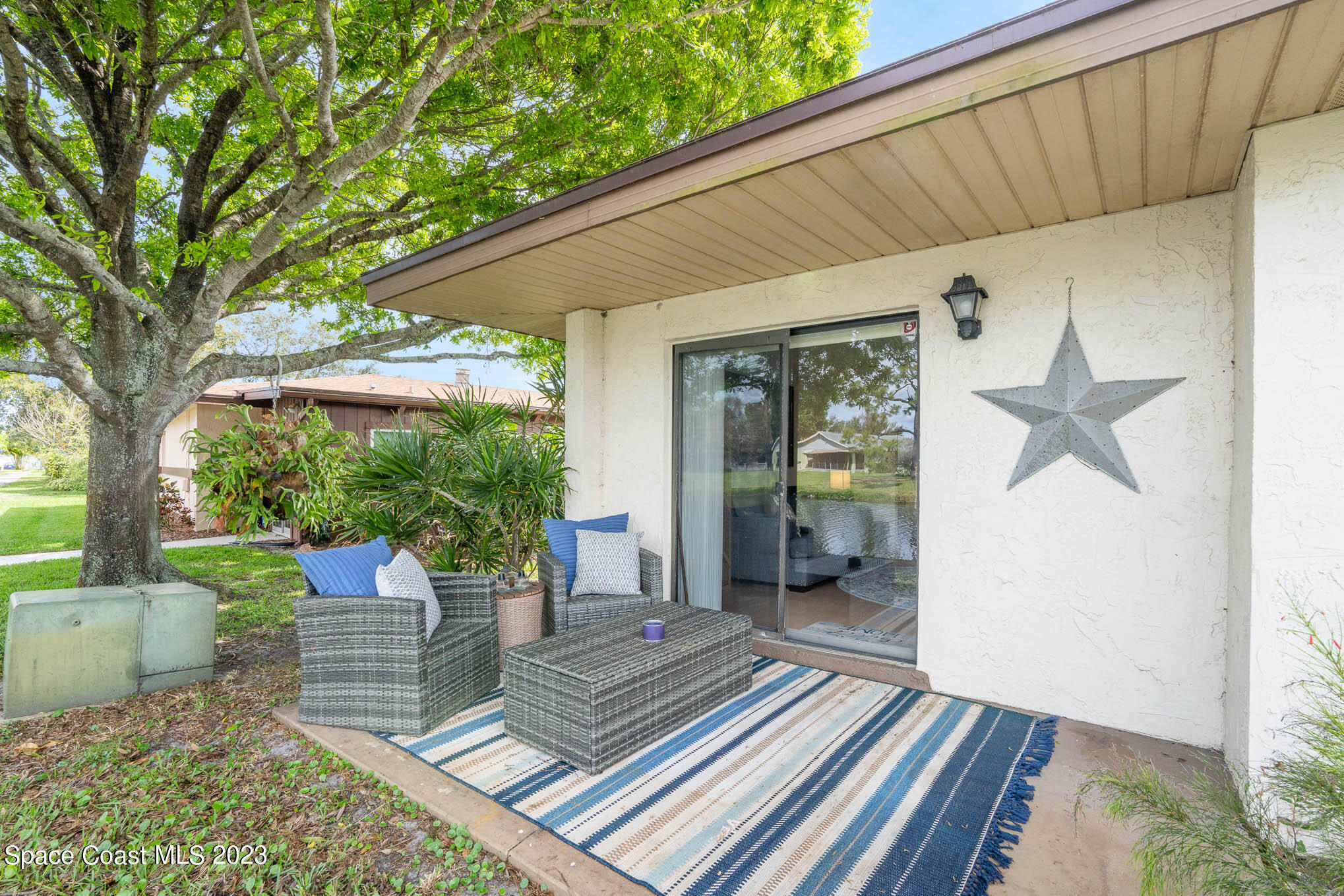 320 Bayhead Drive