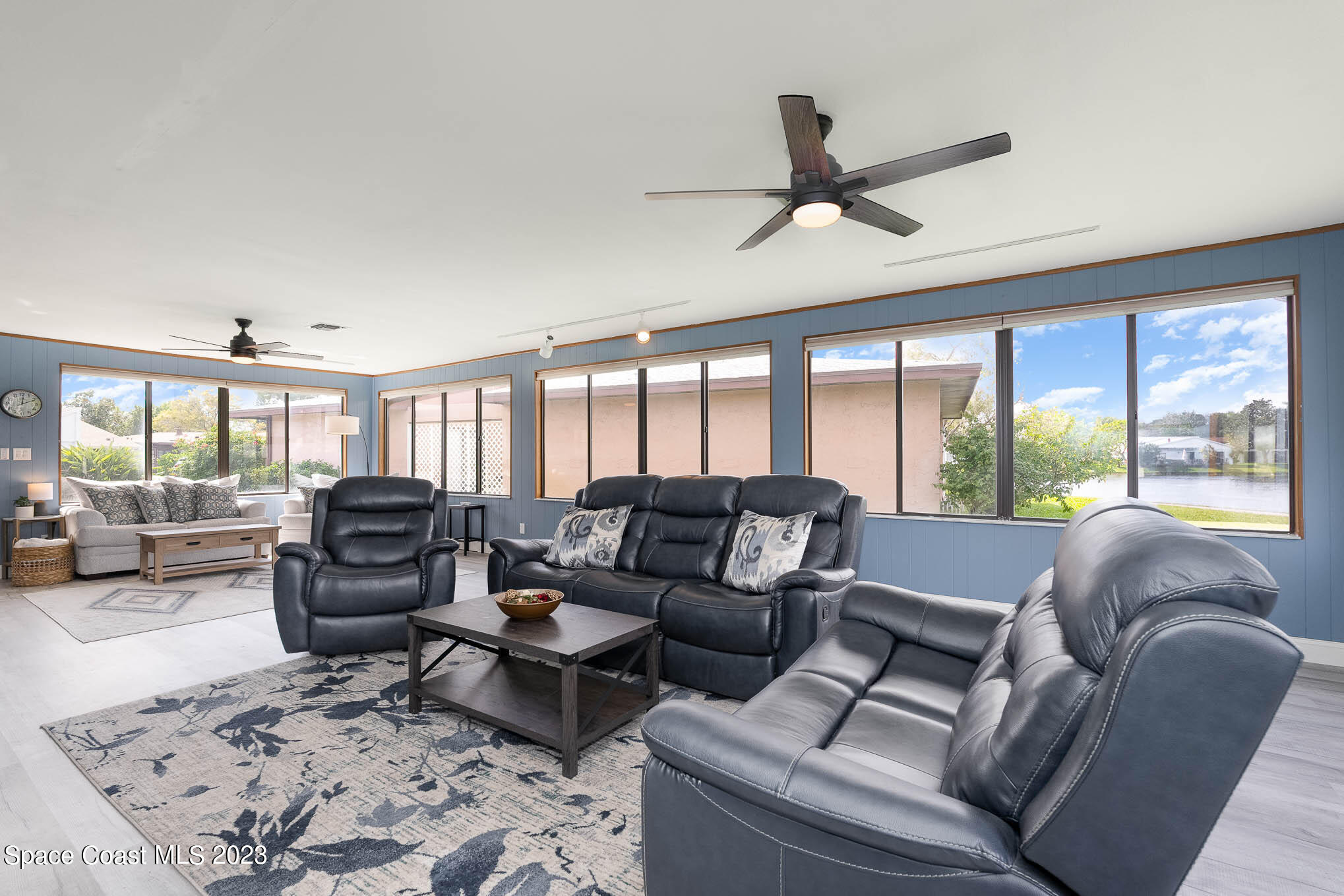 320 Bayhead Drive