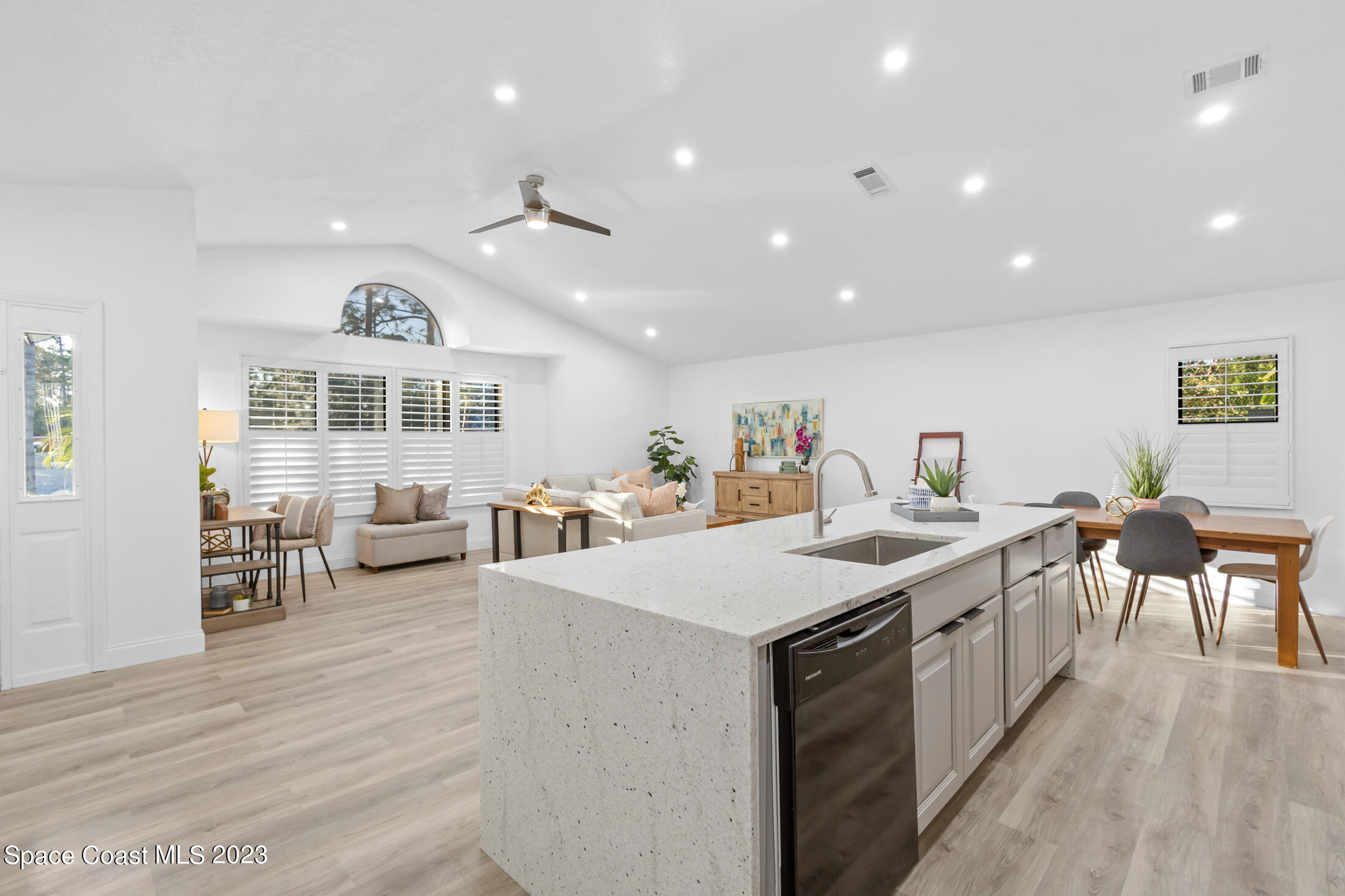 6655 Corto Road