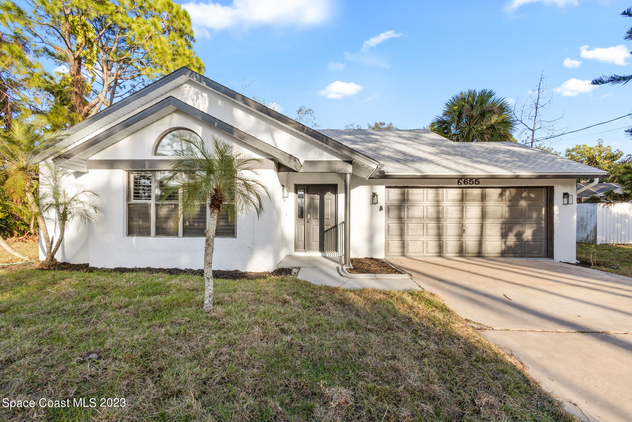 6655 Corto Road
